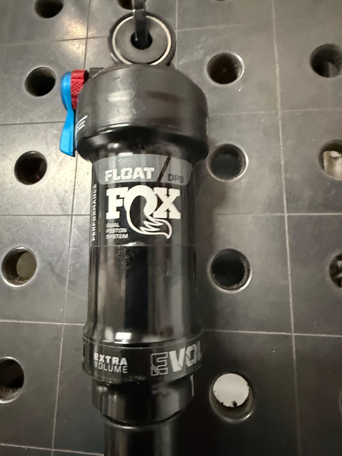 FOX Float DPS Performance Rear Shock – EVOL SV, 3-Position (2)