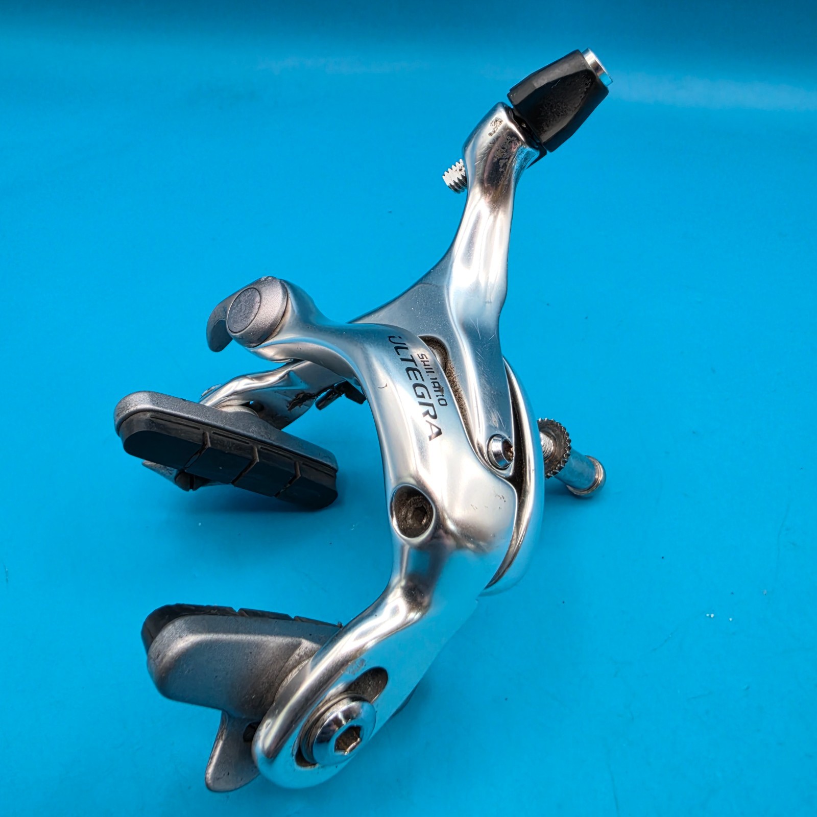 Shimano Ultegra BR-6600 Side Pull Caliper Road Bike Rim Brakes Recessed Nut g6