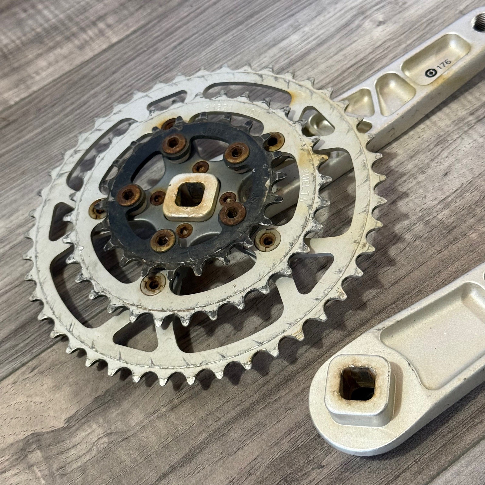 Kona Curve C3 MTB Crankset 176 Square Taper Triple 94BCD 22 32 44 Silver