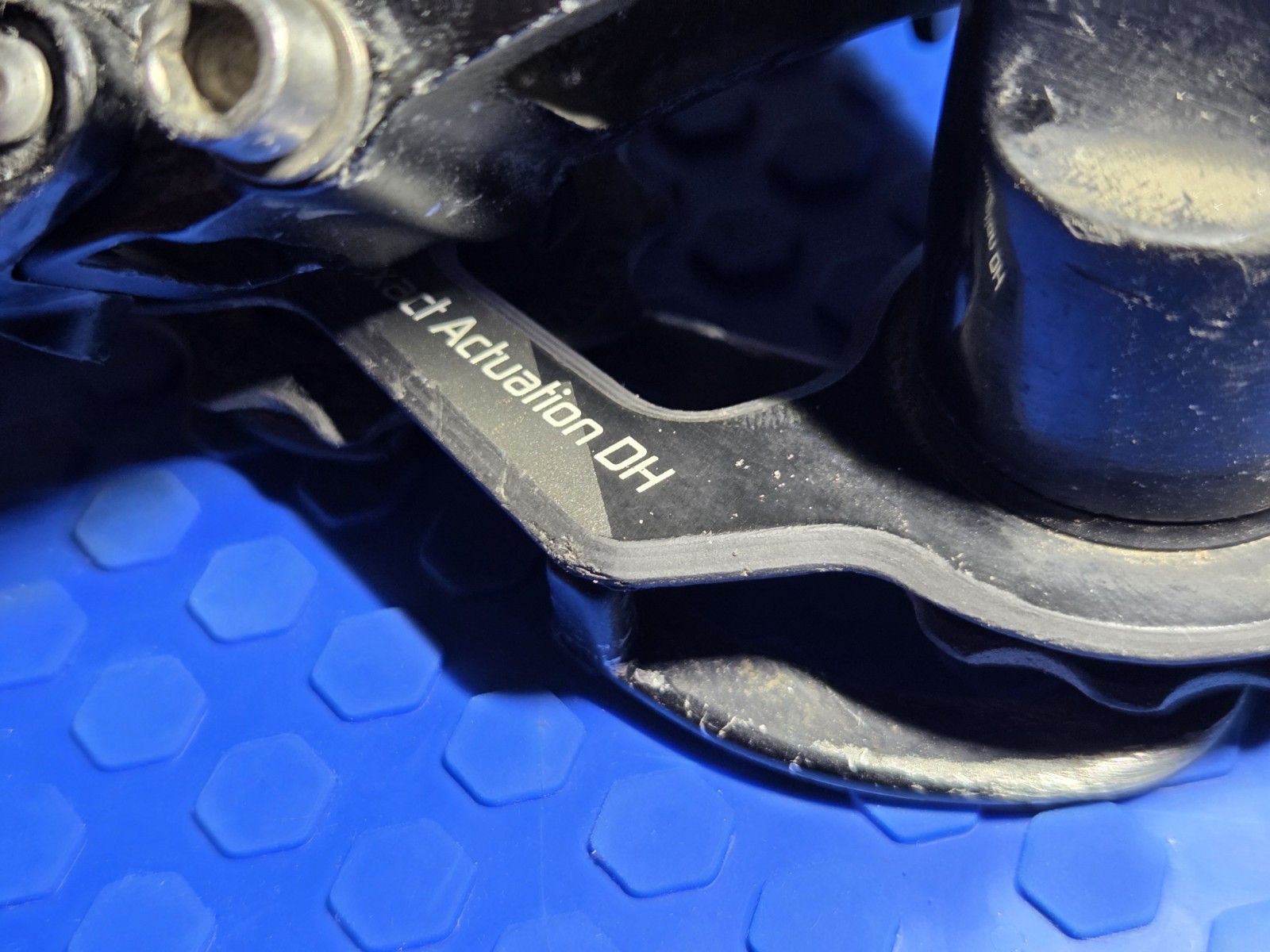 Sram X0 10 Speed Shifter And Carbon Short Cage Derailleur