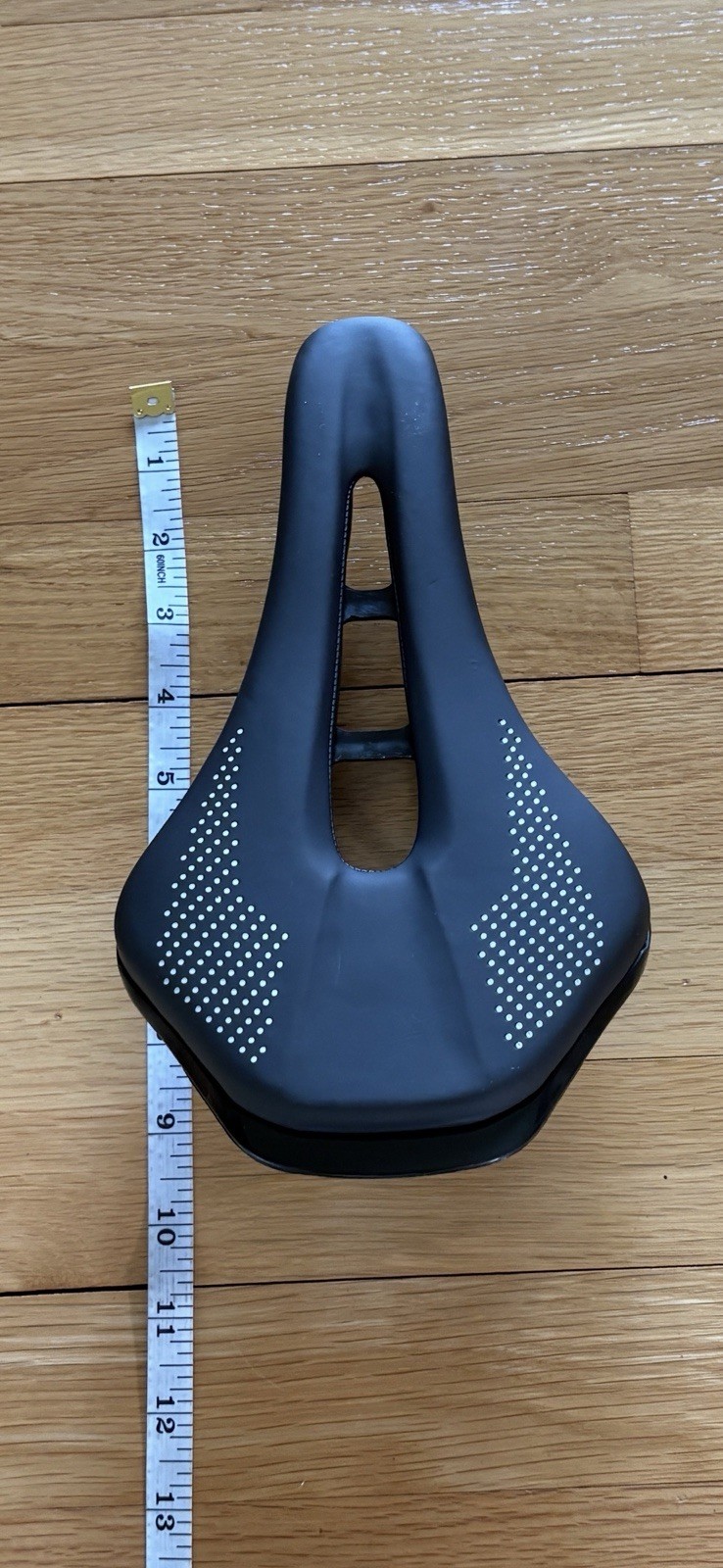 Universal Road Mountain Bike Synthetic Alloy Black Bicycle Saddle