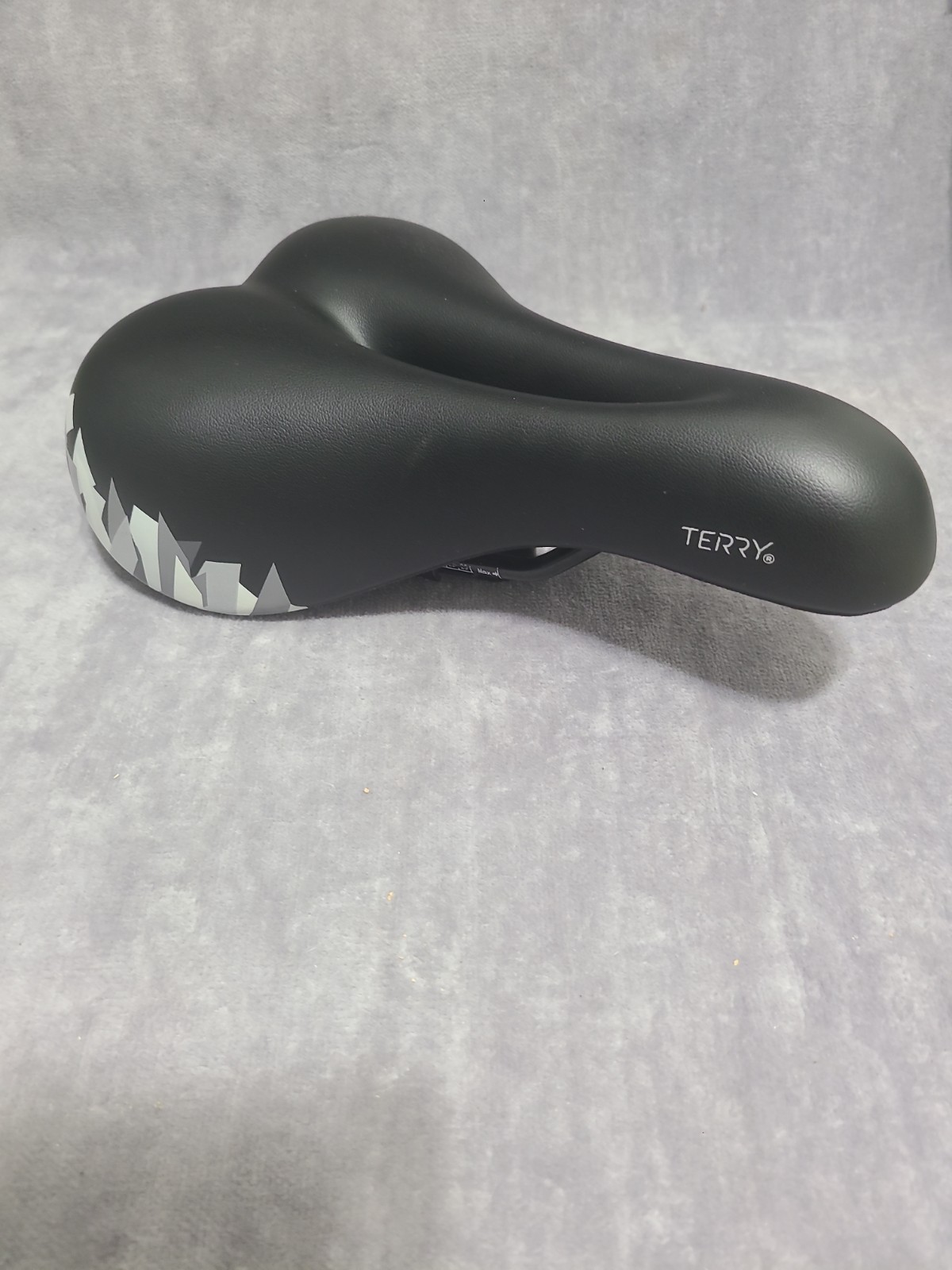 Terry Women’s Cite X Saddle Bike Seat Saddle Comfortable Center Cutaway Gel