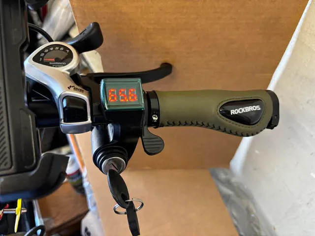 Philodo Falcon / WakeWheel Scout Custom Thumb Throttle