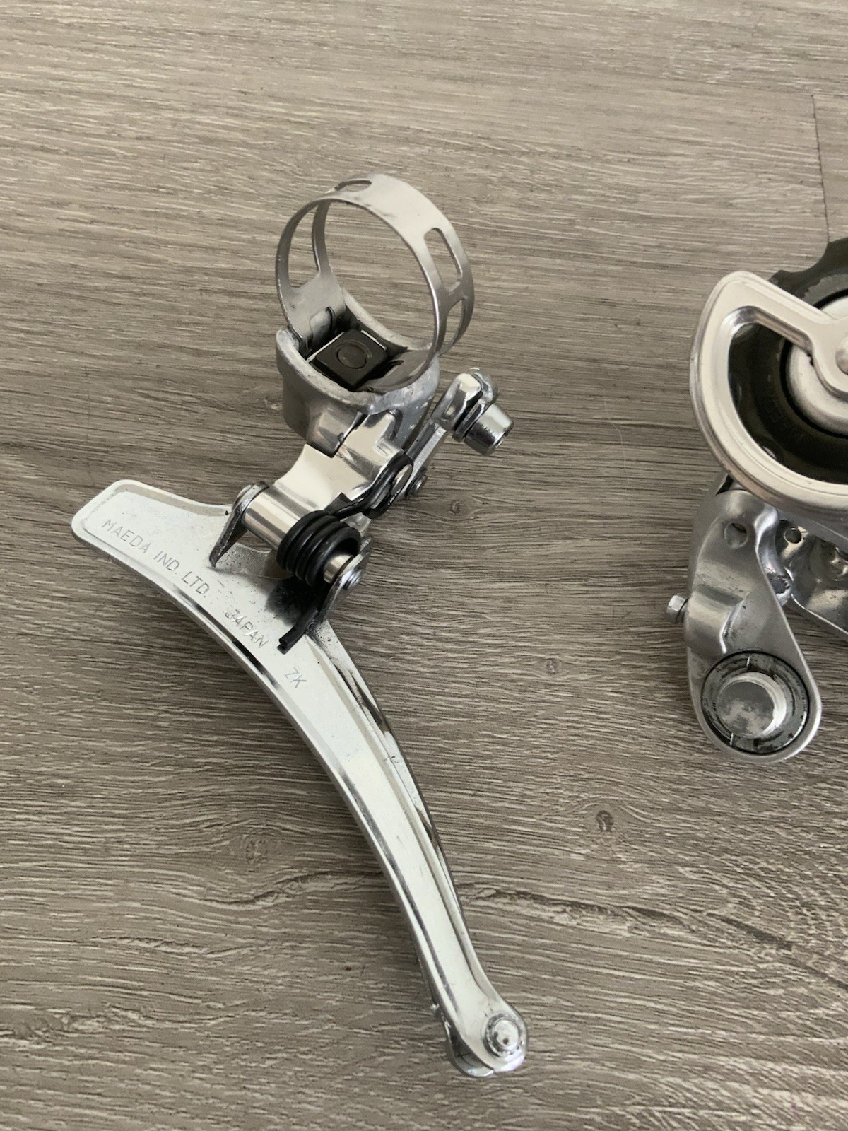 SUNTOUR SUPERBE DERAILLEUR SET CLAMP ON FRONT 28.6 MM 6, 7, OR 8 SPEED