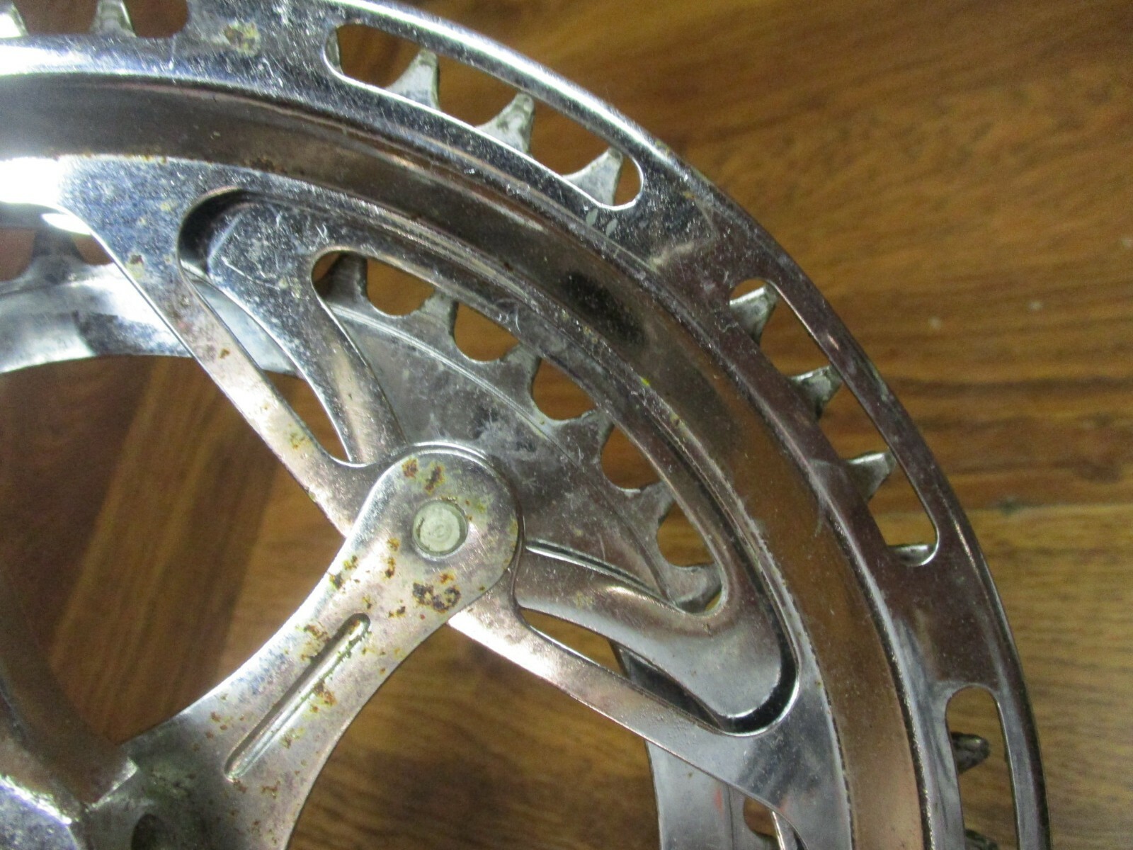 VINTAGE NERVAR 52/40T COTTER PINED CRANK SET CHAIN GUARD BOTTOM BRACKET PEDALS