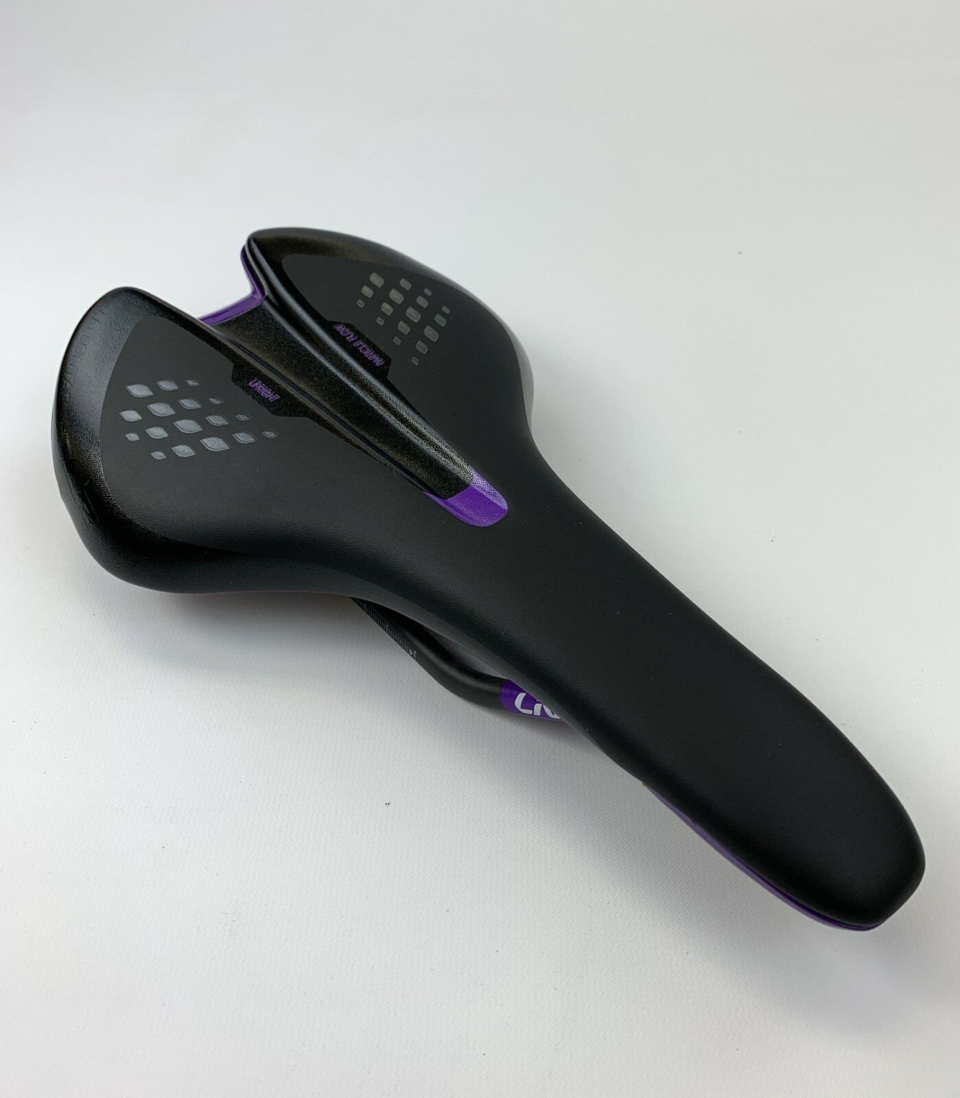 Liv Giant Women’s Contact SLR Upright Carbon Rail Saddle