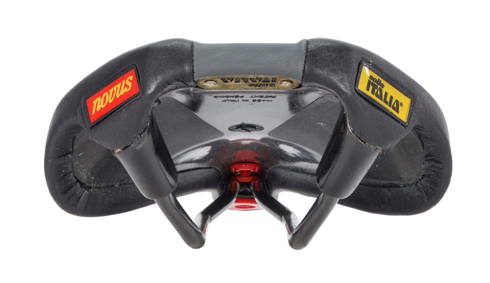 Selle Italia Novus Ferrari Road Bike Saddle 145mm Vanadium 7x 7mm Gravel Italy