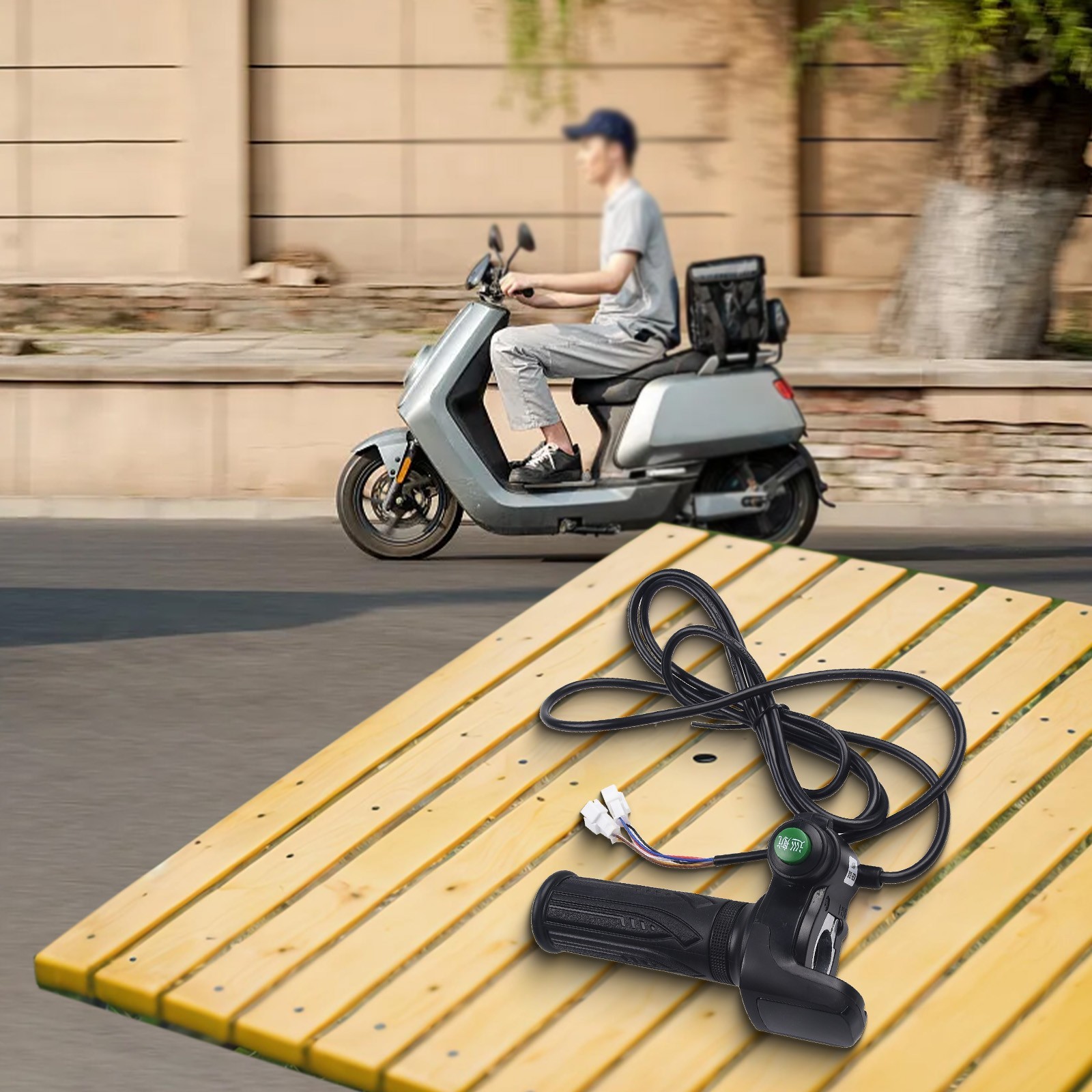 EBike Throttle Grip with 5 Pin Interface and Real time Voltage Display