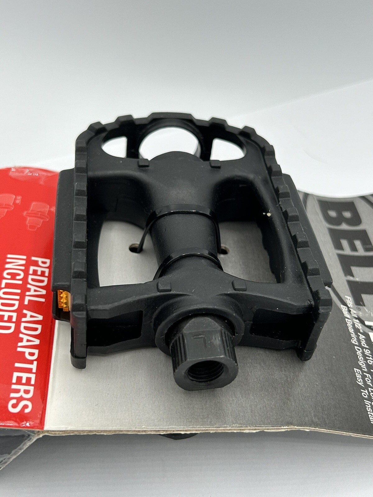 Bell Universal Bike Black Pedal Set Fits 1/2″- 9/16″ Pedal Adapters Included New