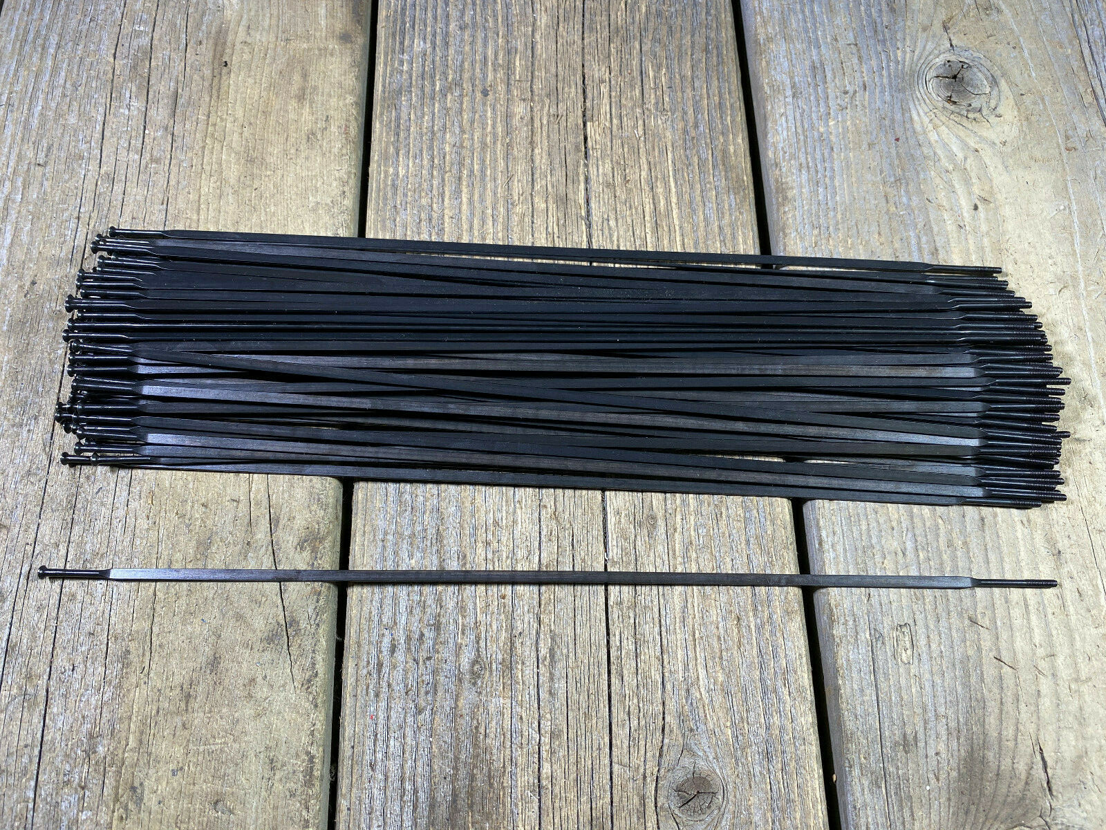 PILLAR 13/14G 268MM STRAIGHT BLACK SPOKES BLADED – BULK QTY 100 – WHEEL BUILDING