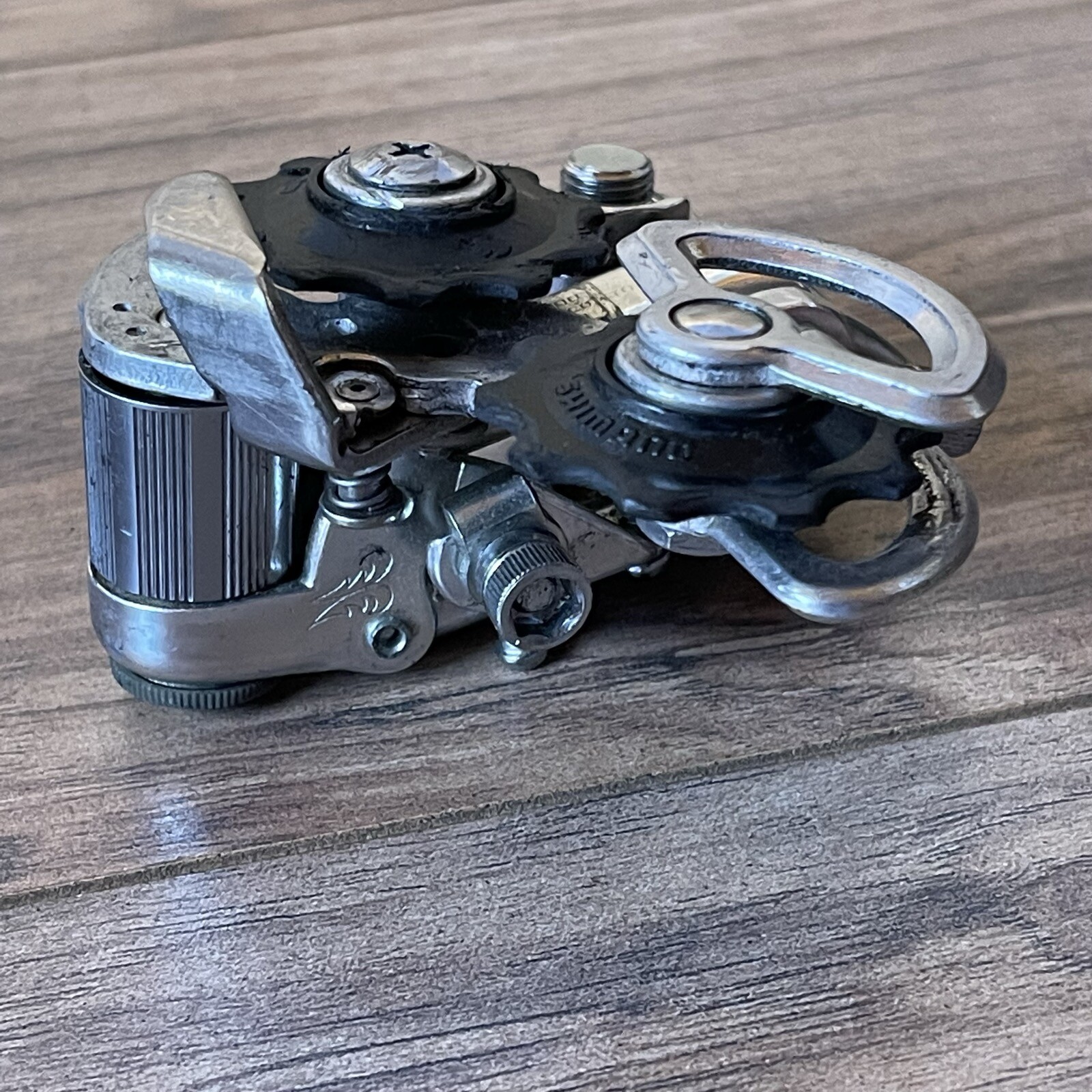 Vintage Shimano 600 EX Arabesque Rear Derailleur Short Cage LOW MILEAGE