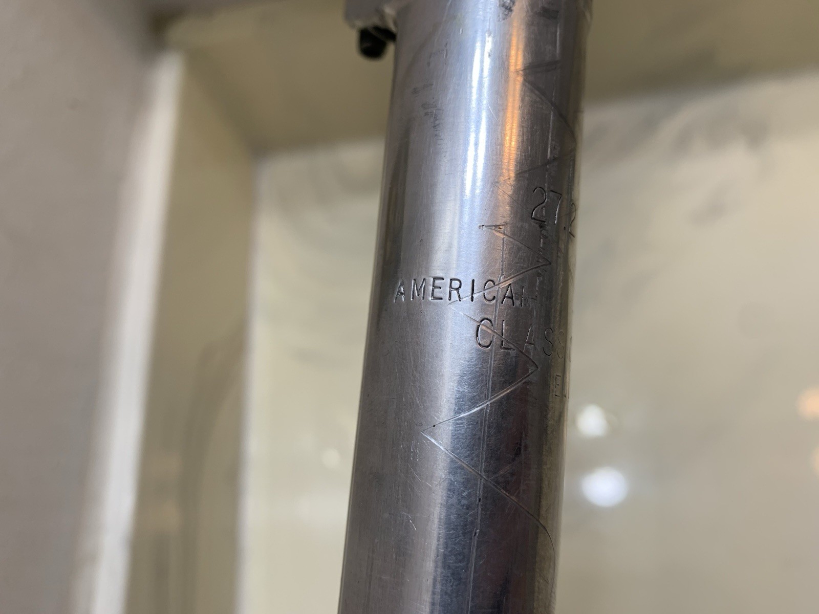 Vtg 1990s 27.2 American Classic Seatpost 20mm Setback Silver/Black 255mm Tilt