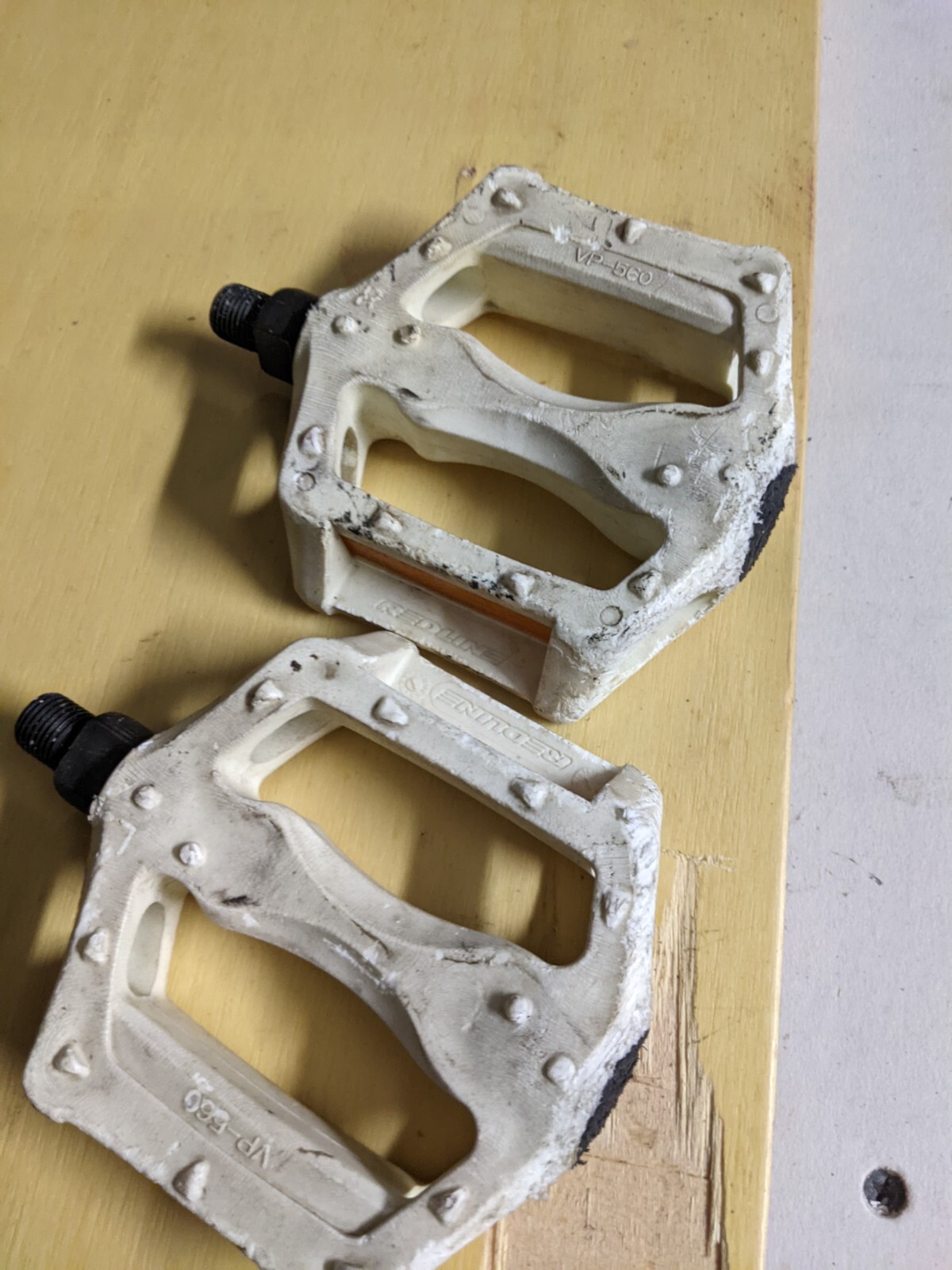 White Redline VP-560 Peddals 1/2 » old school , 90s bmx / Gt / Haro / Se /Dk