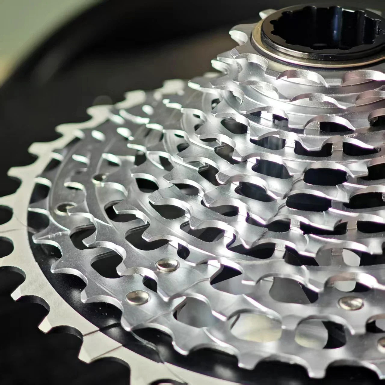 Road Bike CNC Integrated Ultra Lightweight 12 Speed Flywheel, Suitable for SRAM