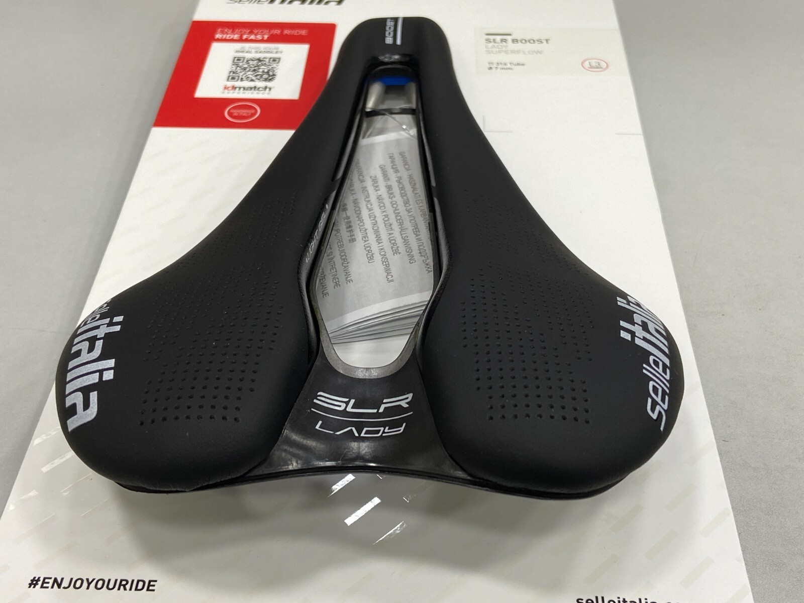 Selle Italia SLR Boost Lady Superflow L3 (145x248mm) TI 316 Rail Saddle (Black)