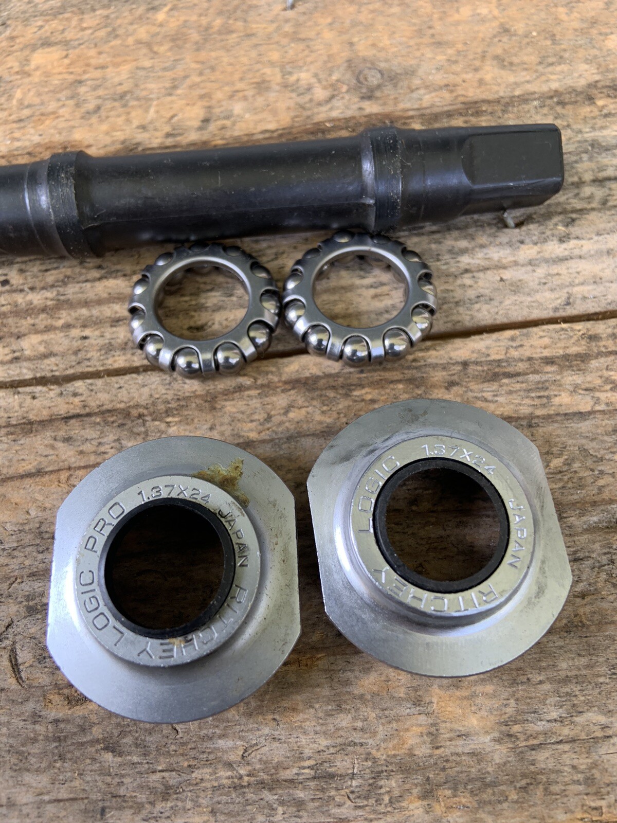 Ritchey Logic Pro Bottom Bracket NOS 120mm-1.37 X 24 MTB Tour- ATB