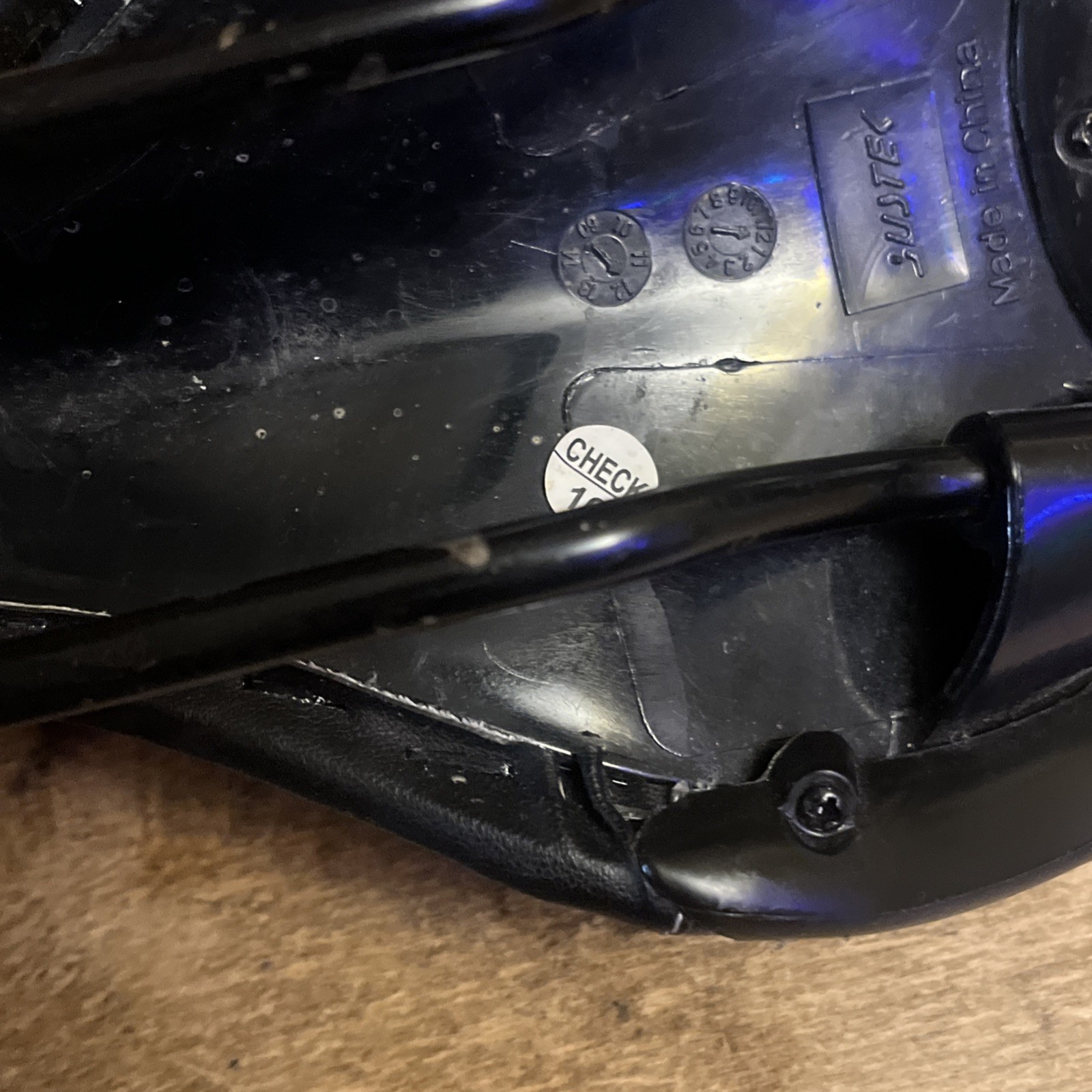 Crucial Bike Saddle 270 mm Length 145 mm Width Bike Saddle Made In China