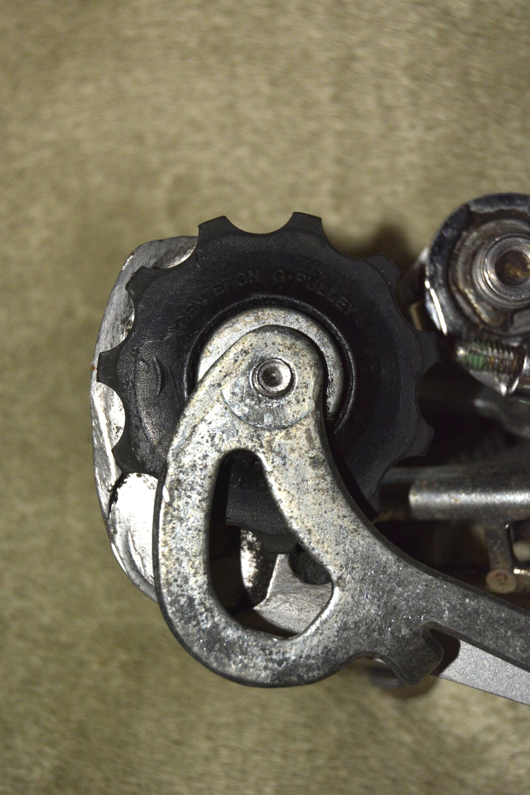 Shimano Sora RD-3400 Rear Derailleur 9-Speed Silver/Chrome Look