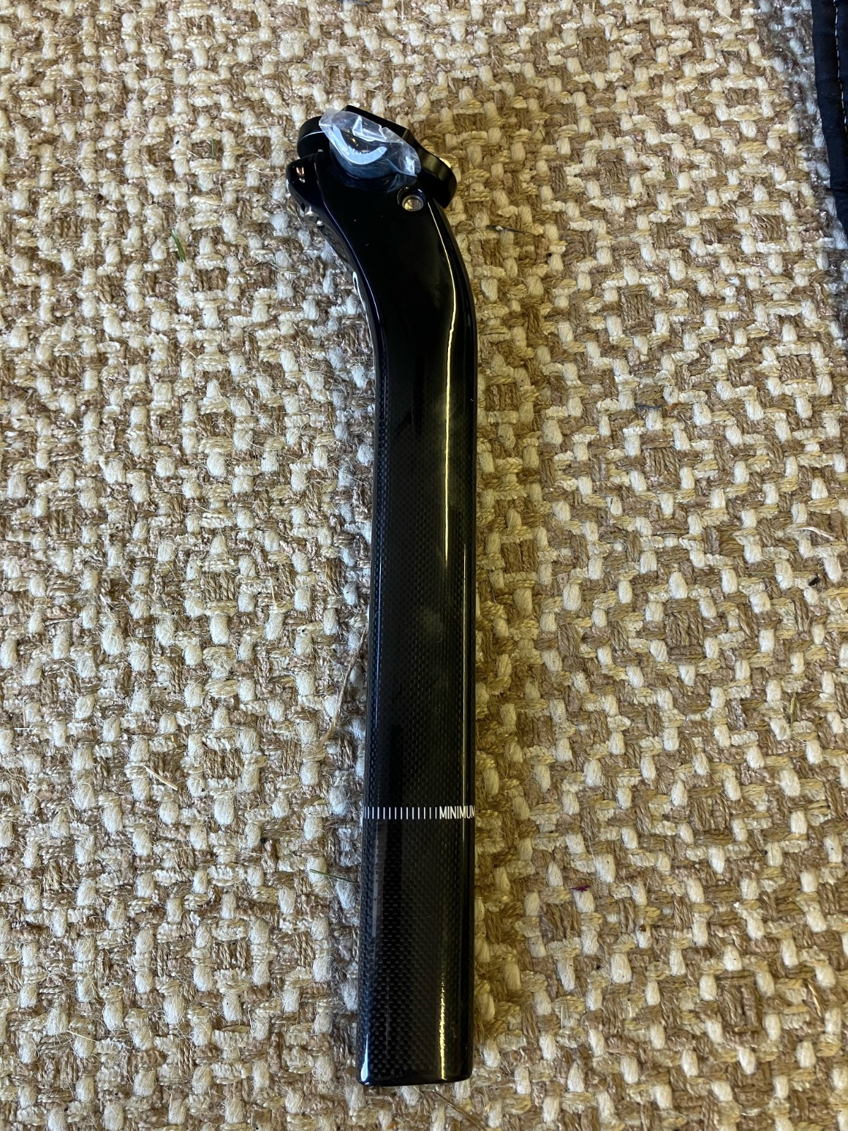 Pinarello Dogma F8/F10/F12 350mm 25mm Setback Carbon Bike Seatpost (Gloss Black)