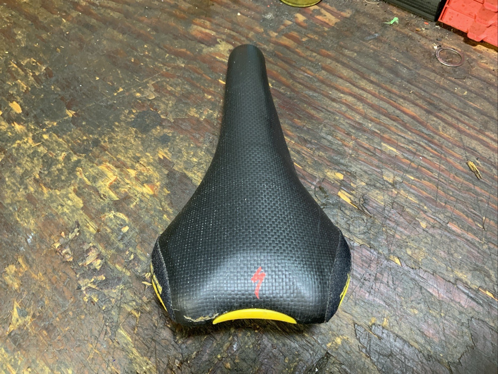 Specialized ProLong Revolution Saddle Black Synthetic Manganese Rails