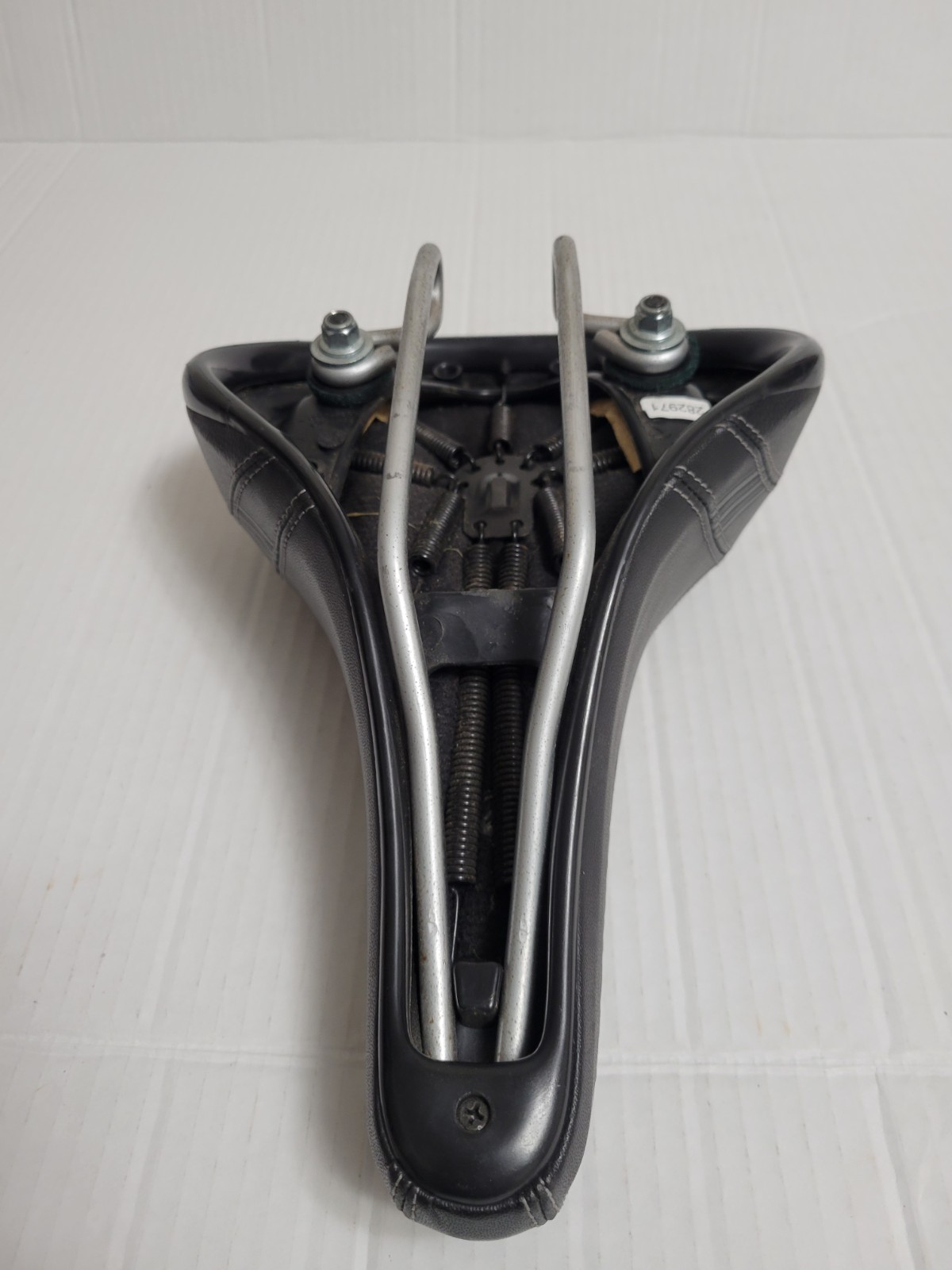 Bontrager Comfort Saddle/Seat, Black, Synthetic, 7×7 mm Rails, Universal