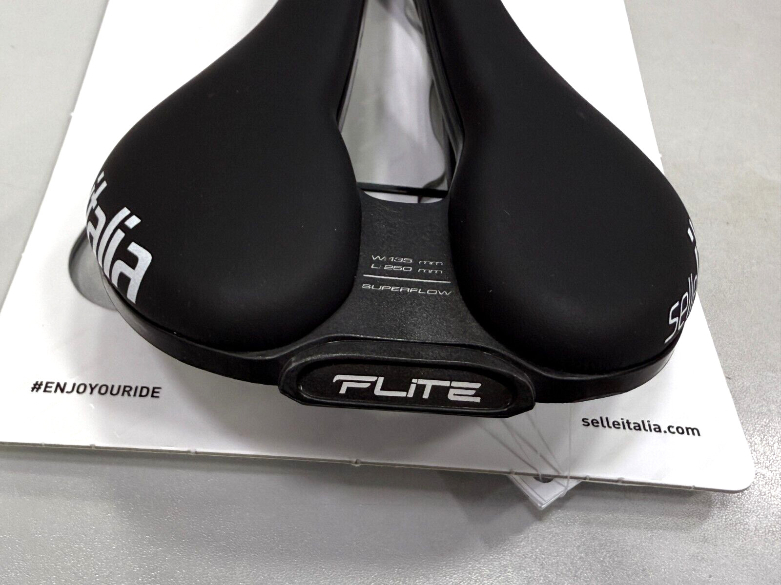 Selle Italia Flite Boost Kit Proteam 6.1 Superflow Carbon S3 135 x 250mm Saddle
