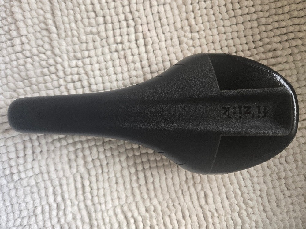 fizik m7 saddle New take off 125mm width