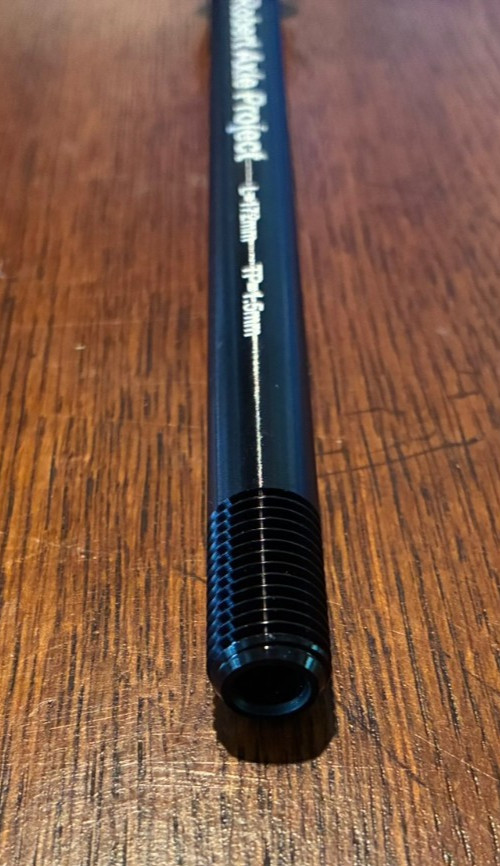 Robert Axle Project Lightning Bolt-on Axle – Rear 12 mm x 172 mm x 1.5 Thread