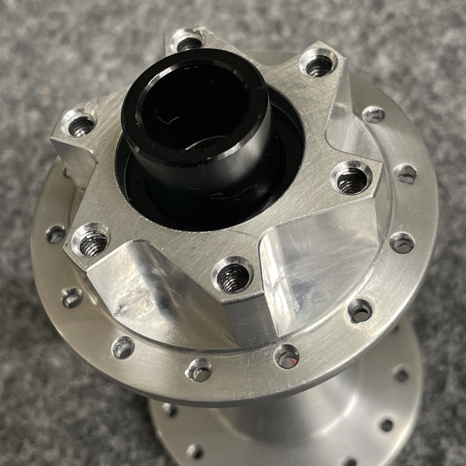 DT Swiss Boost 15×110 12×148 Sram XD Ratchet 6-Bolt Brushed Silver 370 Hub Set