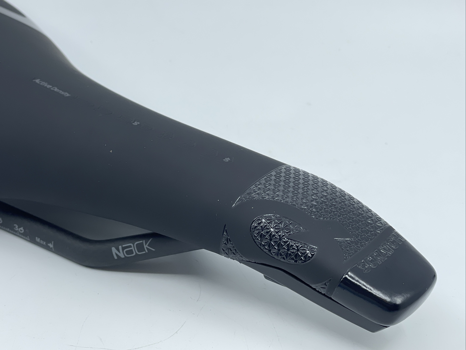 PROLOGO Scratch X8 NACK 275x134mm Carbon Fiber Rail Black Saddle NEW ON CARD