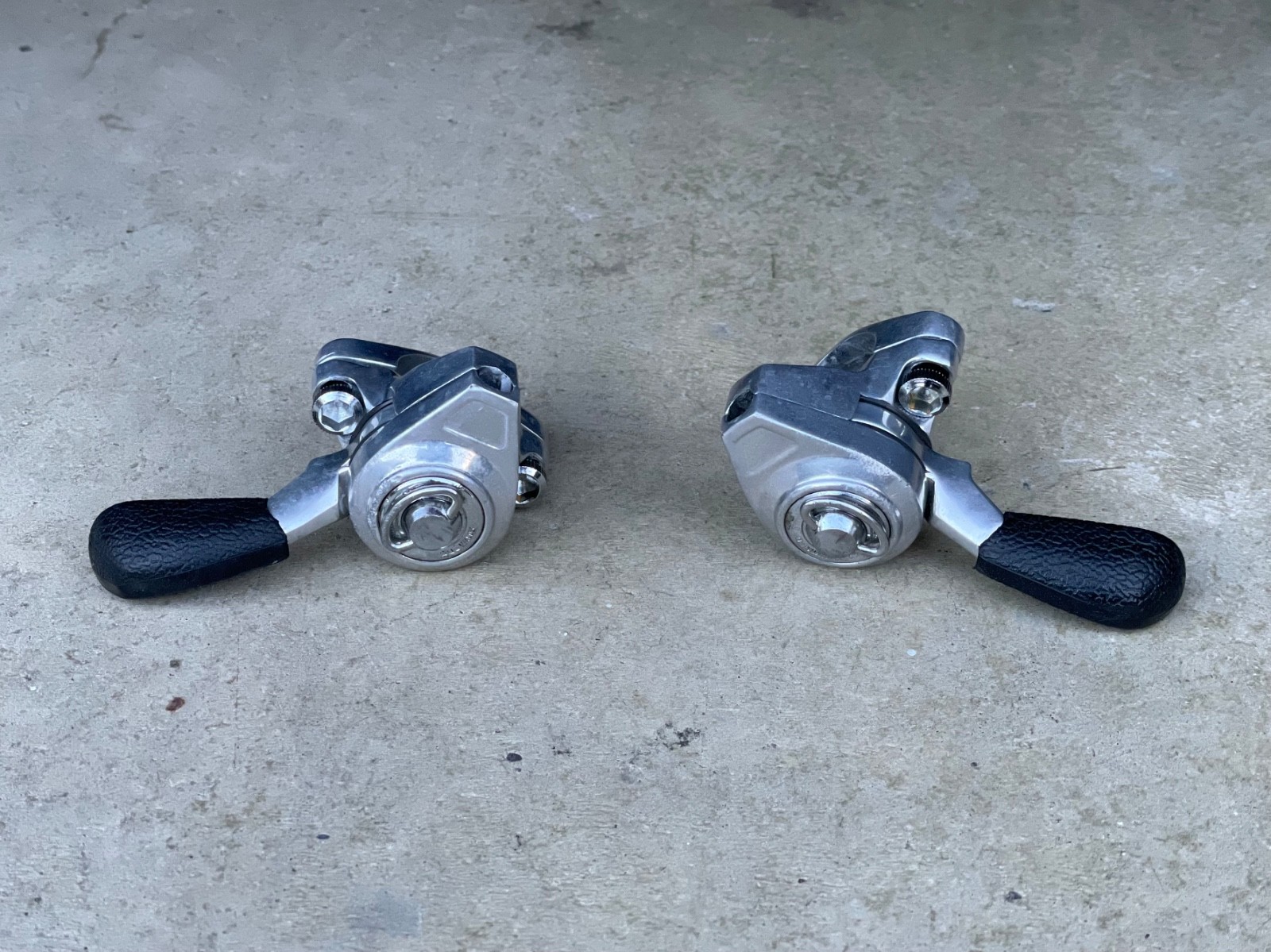 Shimano Deerhead XT SL-M700 Thumb Shifters – Thumbies – Clean