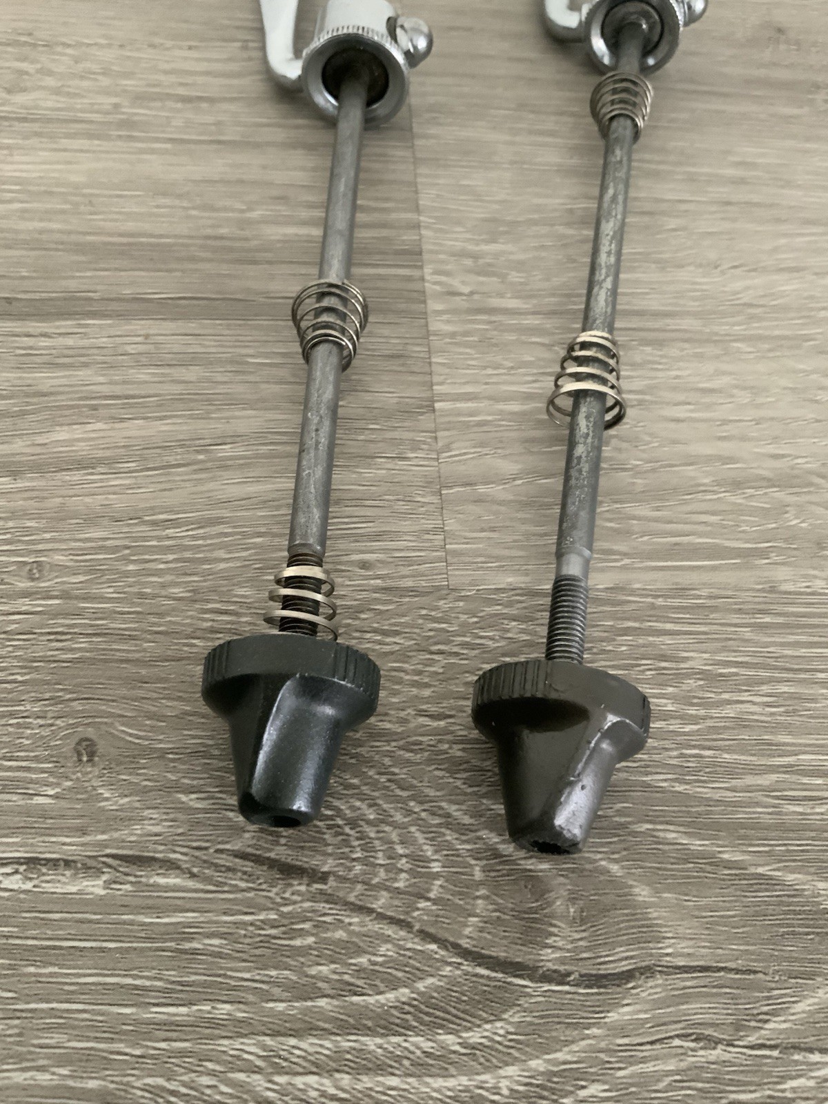 SPECIALIZED QUICK RELEASE SKEWER SET NYLON NUTS 100-126 MM SPACING STEEL
