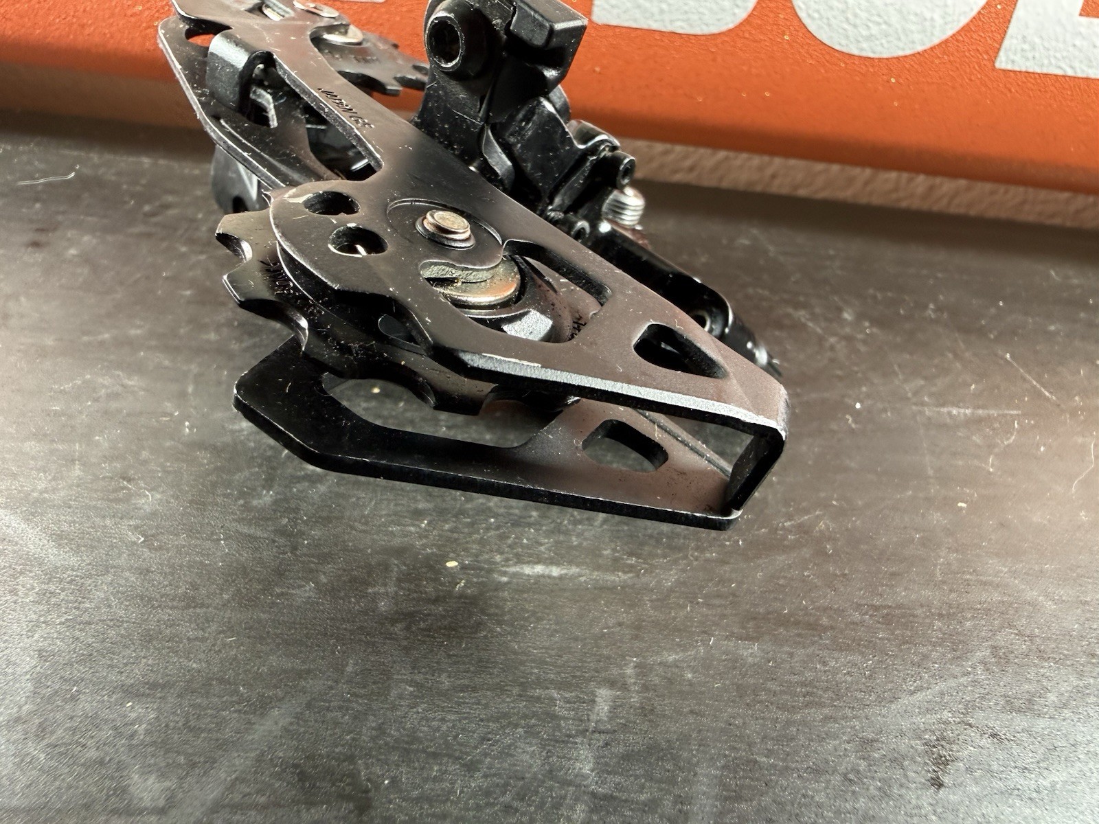 Shimano 105 RD-R7000 Medium Cage Rear Derailleur #22