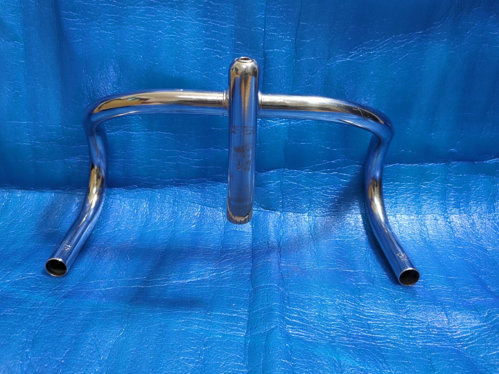 Nitto B123 Steel 370mm NJS Handlebar + Nitto Jaguar 110mm 58 Degree Steel Stem