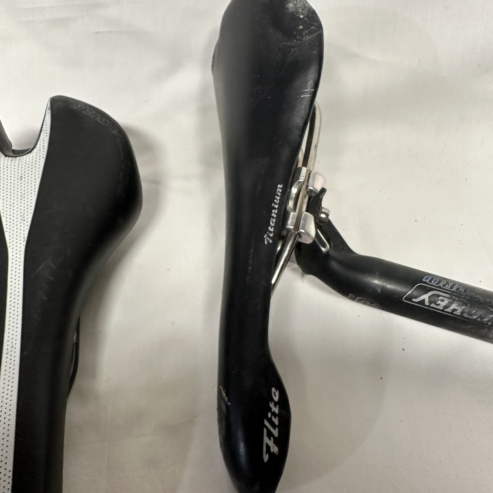 Lot Of 3 Bike Saddles Bontrager Affinity / Selle Italia Turbomatic / Flite