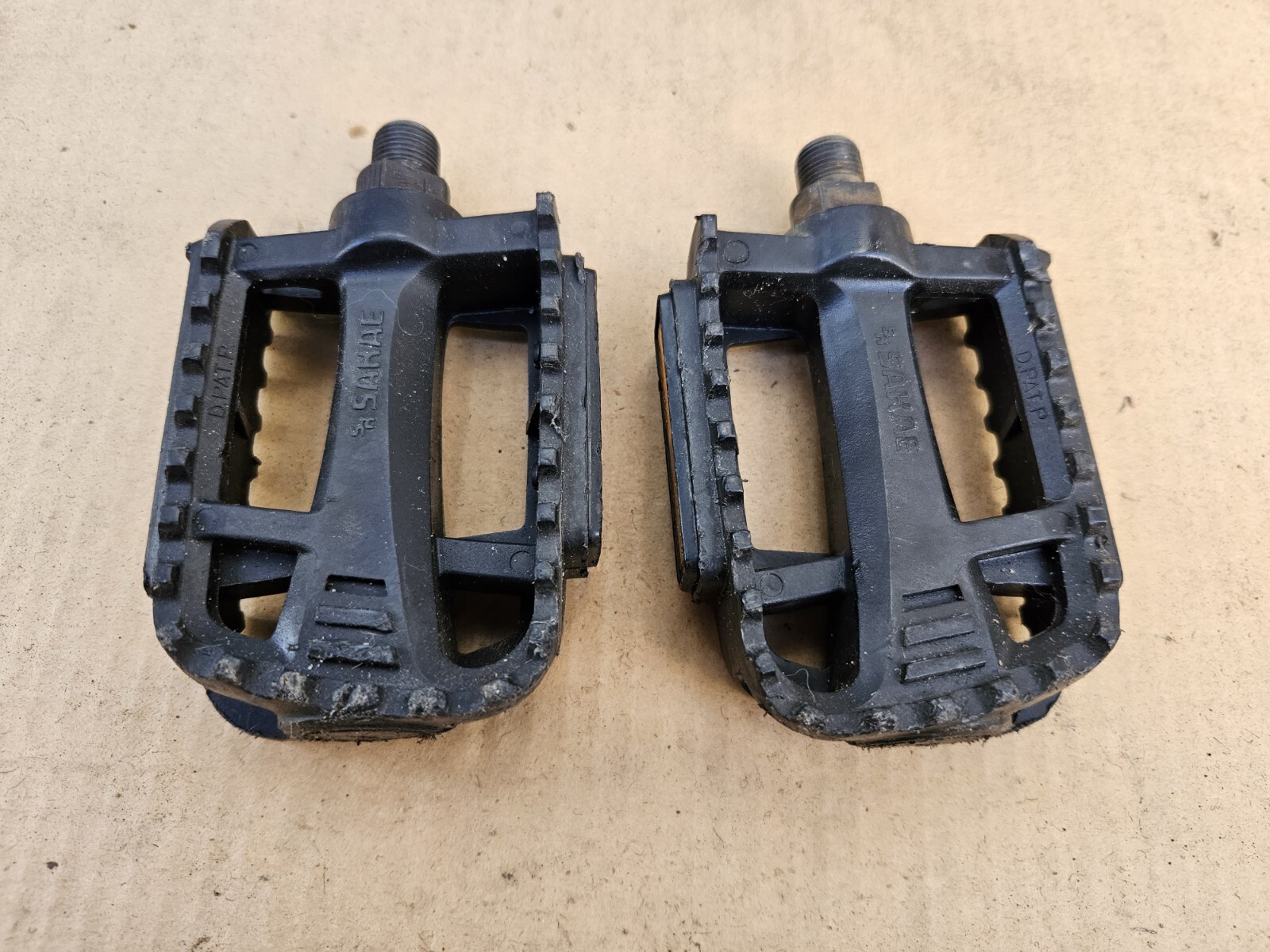 Vintage Sakae Ringo SR SP-530 Mountain Bike Platform Pedals 9/16″ Black Japan
