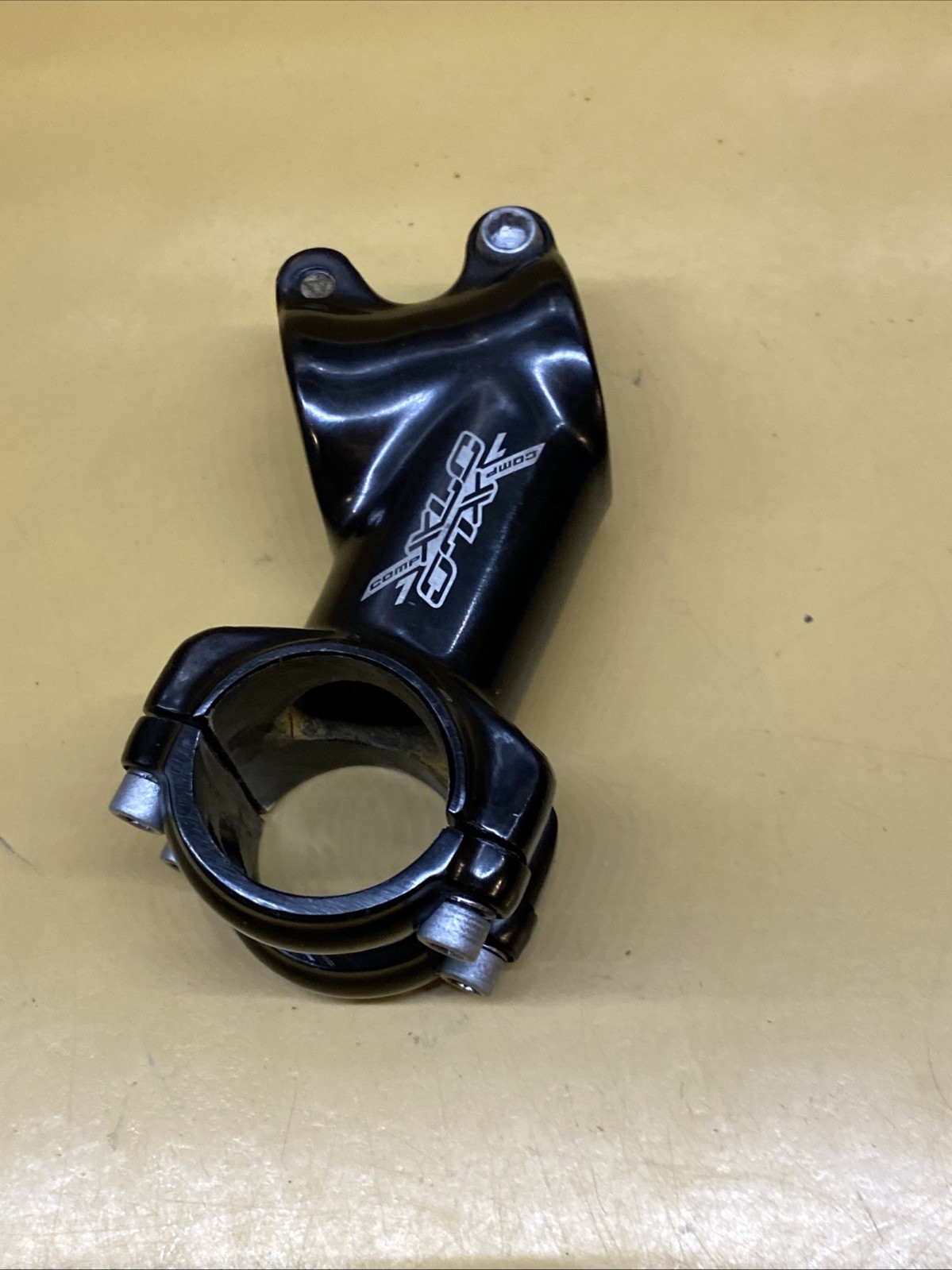 Black XL-C Comp Aluminum 65mm x 31.8mm x 20* x 1-1/8″ Threadless Stem