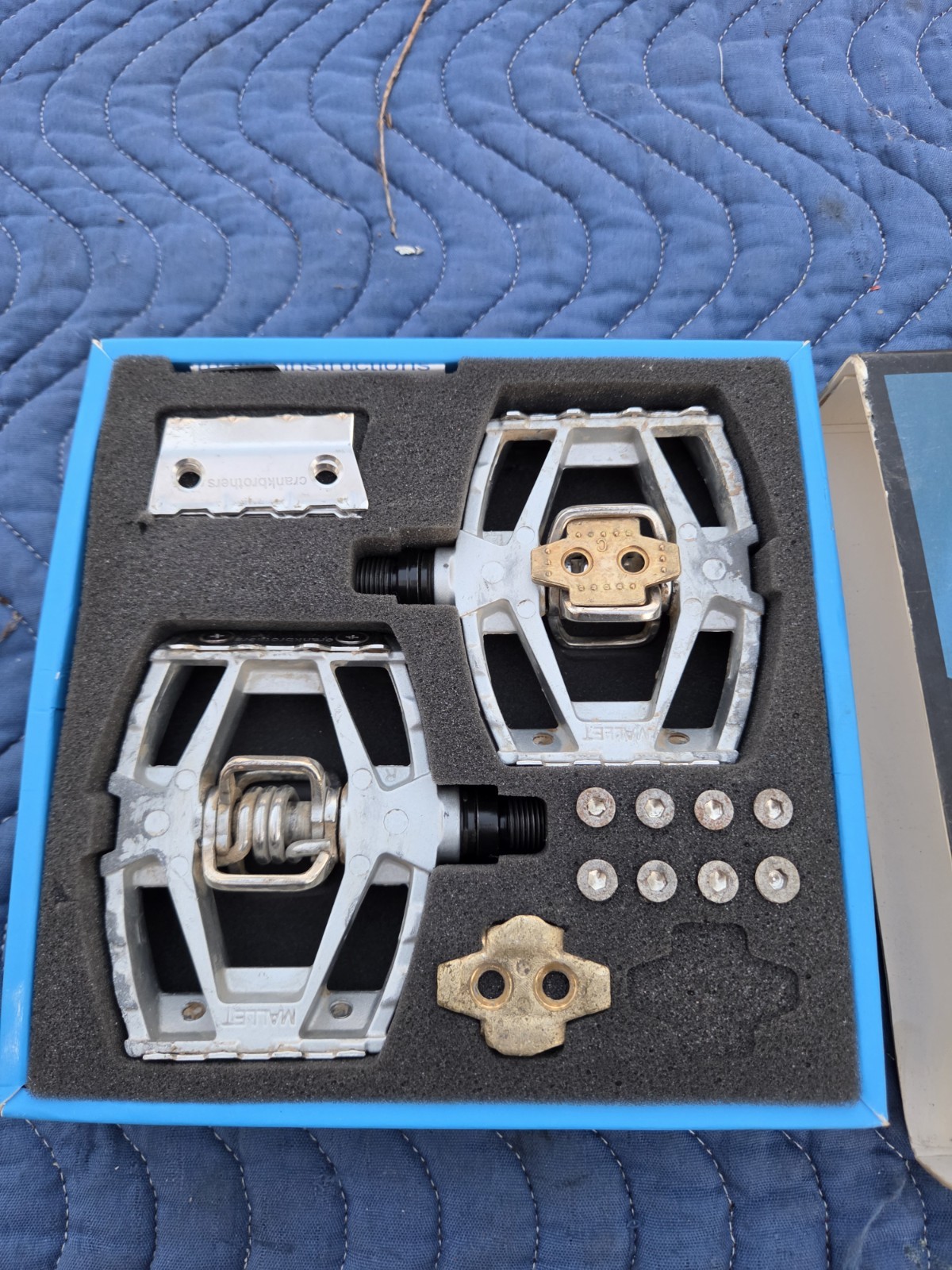 CRANK BROTHERS MALLET M PLATFORM PEDALS WITH CLEATS SILVER Used With BOX 9/16″