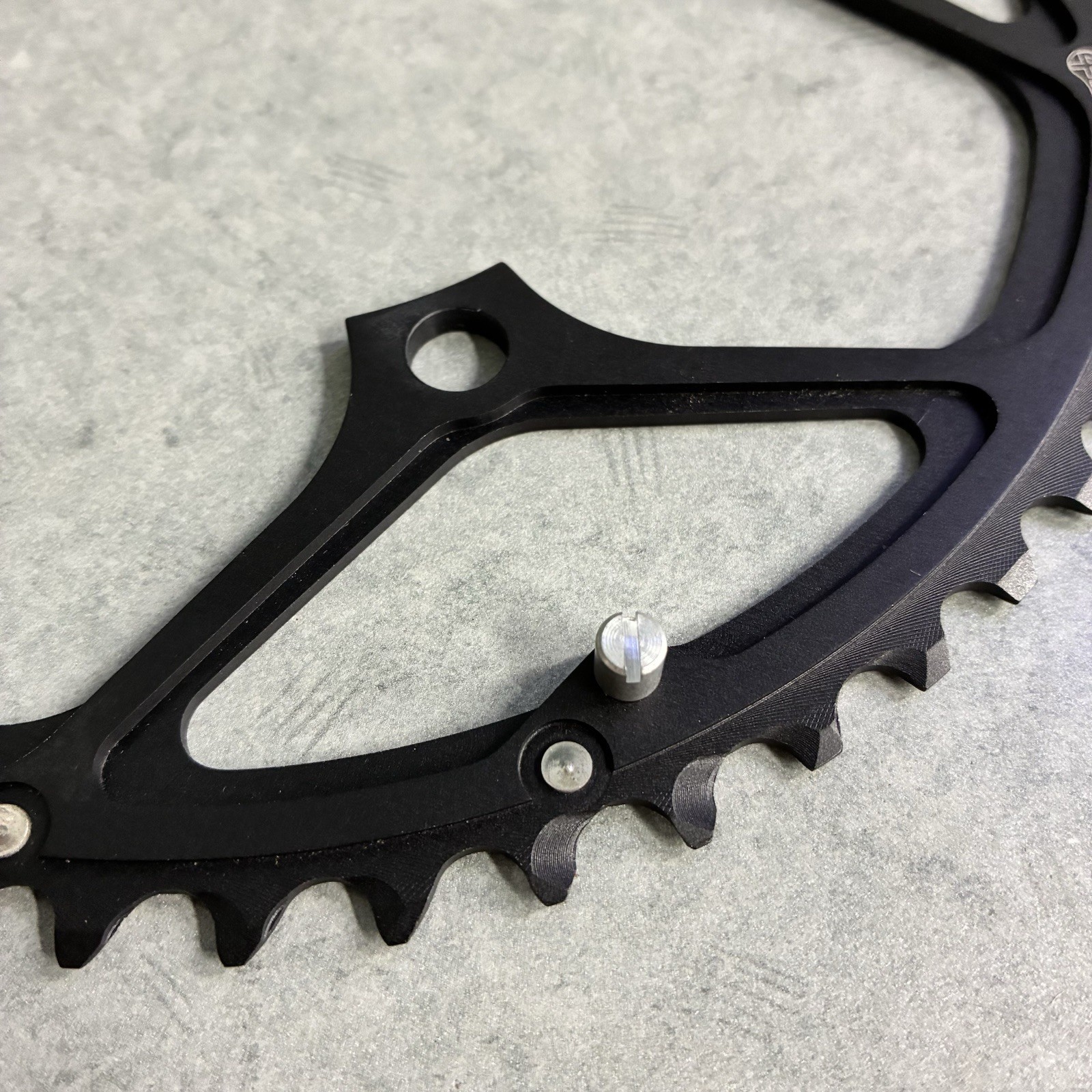 NOS ZIPP VUMA Quad Chainrings 53/39t With 110 x 4 BCD 10 Speed Black TAKE OFF
