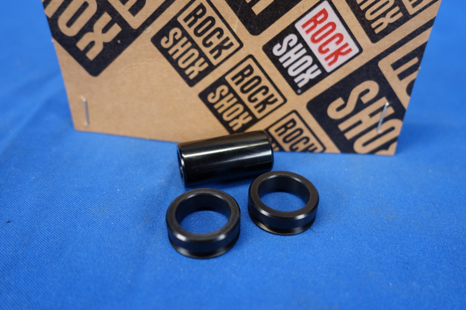 RockShox Rear Shock Mounting Hardware – 3-Piece, 1/2″, 8 x 25, 8mm x 25mm