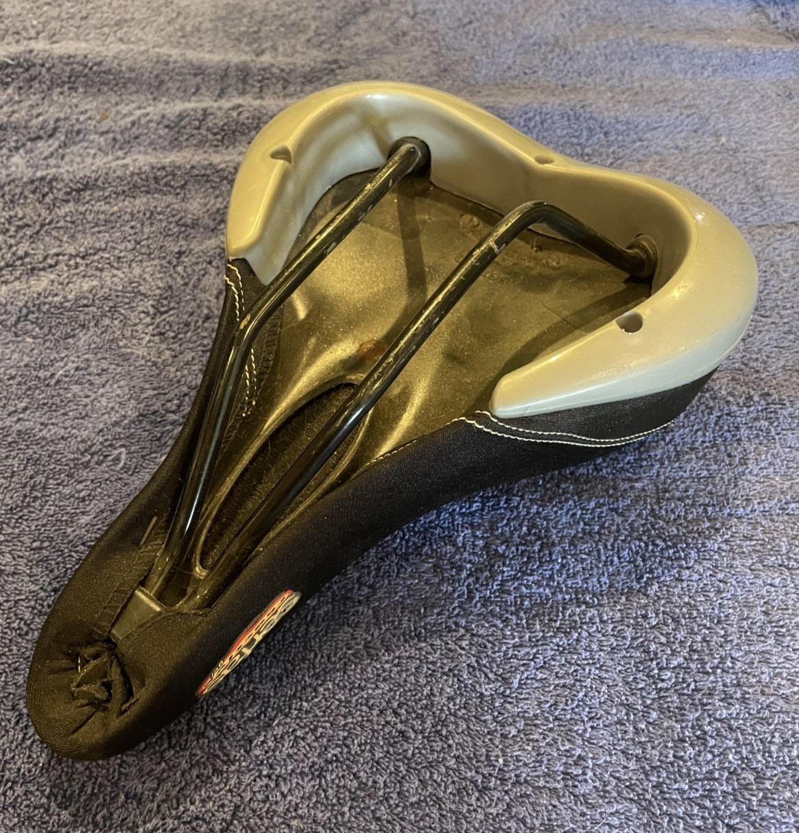 Vintage Women’s Serfas Comfort Bike Seat Bicycle with Gel