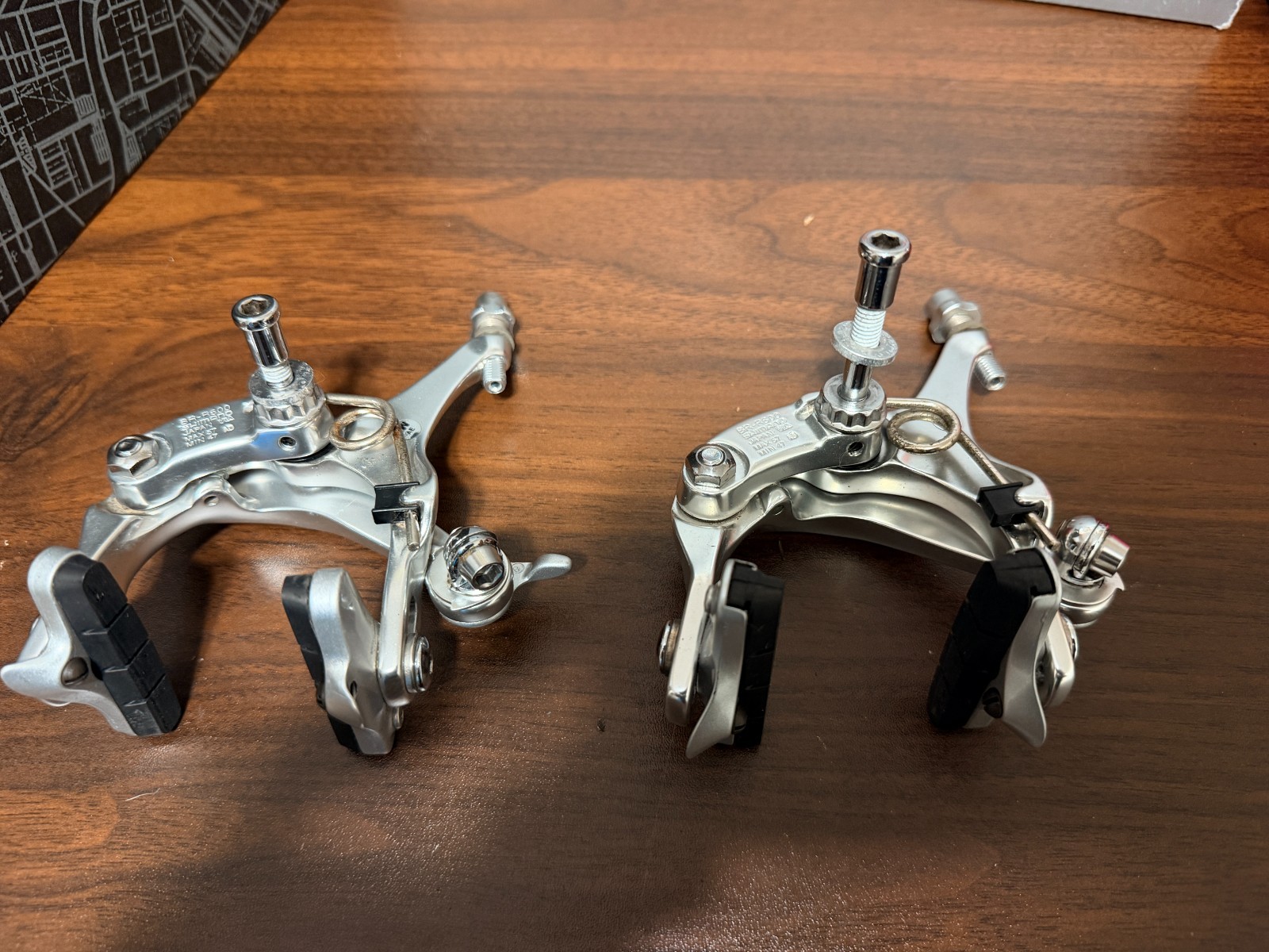 Shimano BR-R600 Mid Reach 47-57mm Mid/long Reach Brake Calipers