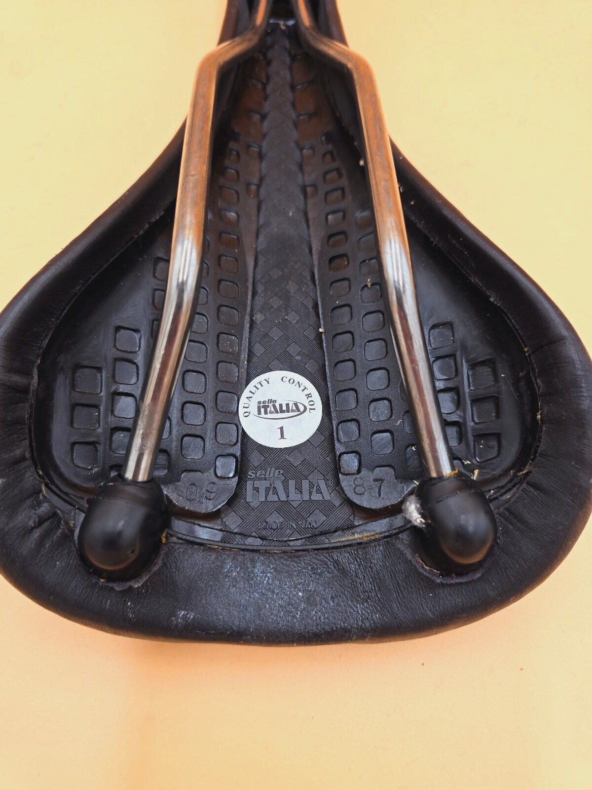 Saddle Selle Italia flite titanium black vintage retro saddle MTB road bike *excellent