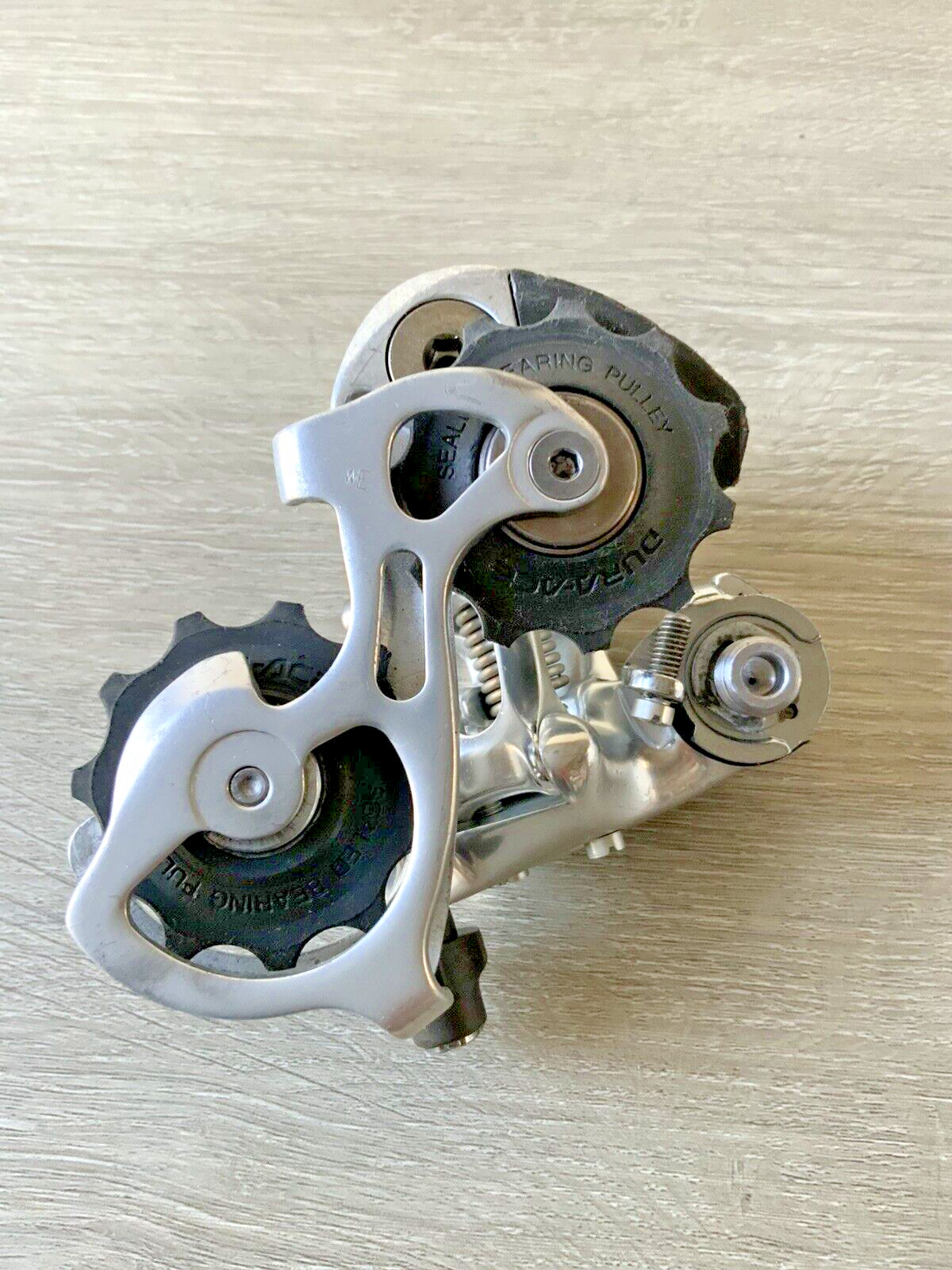 SHIMANO DURA ACE REAR DERAILLEUR 7700 MODEL 9 OR 10 SPEED SHORT CAGE