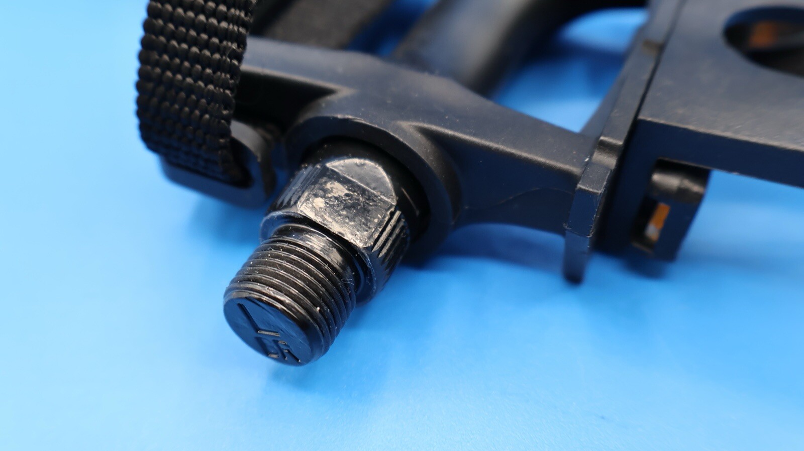 Plastic/Composite bike pedals with clips NW-T10 M