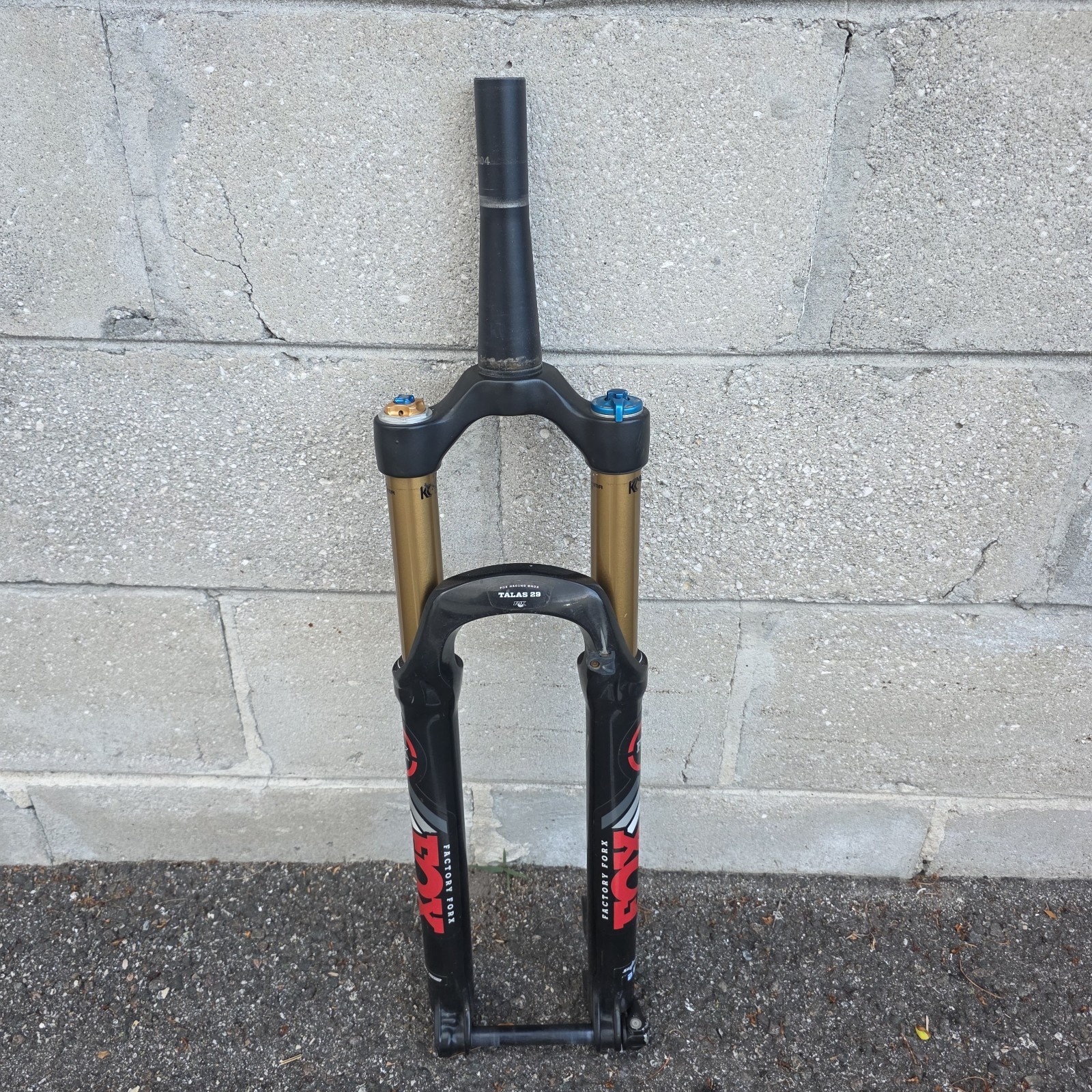 Fox Factory TALAS Fork 29 Non-Boost Needs Service