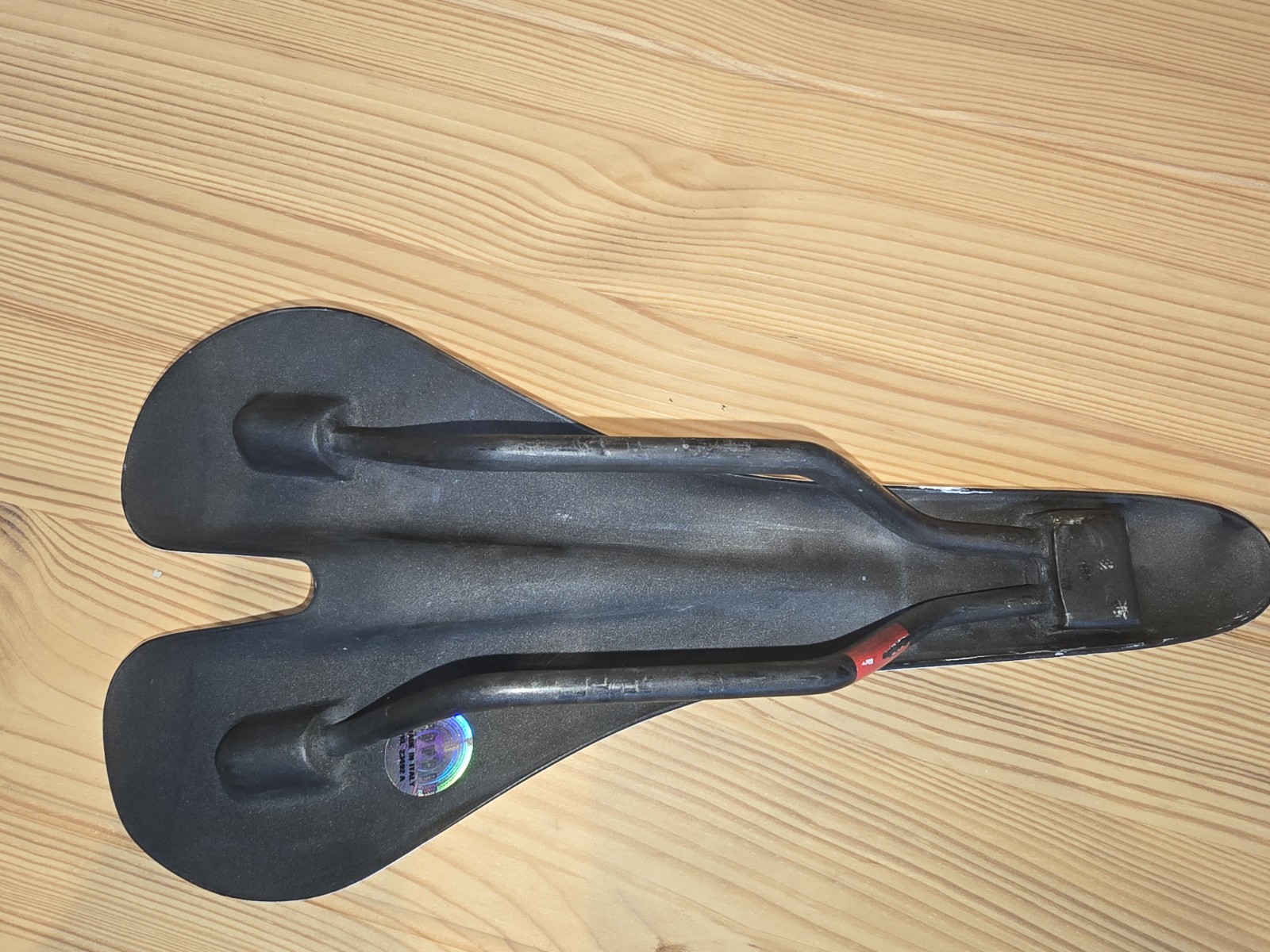 San Marco Aspide Superleggera Carbon Saddle Racing Team 98Grams Offers Welcome