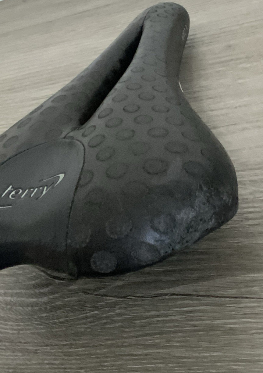TERRY ZERO X ROAD BIKE SADDLE 252 GRAMS 145 MM x 275 MM VANOX RAILS