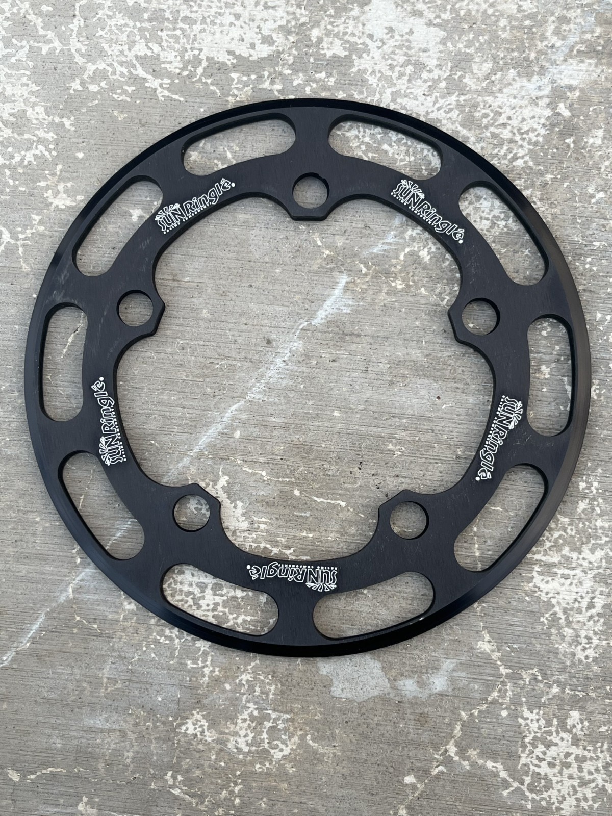 NOS Sun Ringle Crankset Chainring Chainguard | 110 BCD / 40T