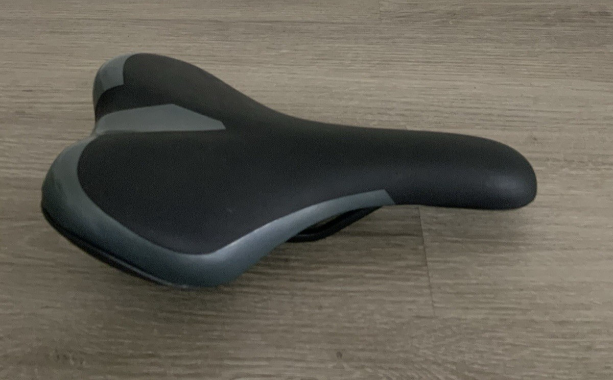 DDK ROAD BIKE SADDLE RACING COMFORT 152 MM X 265 MM BLACK 326 GRAMS